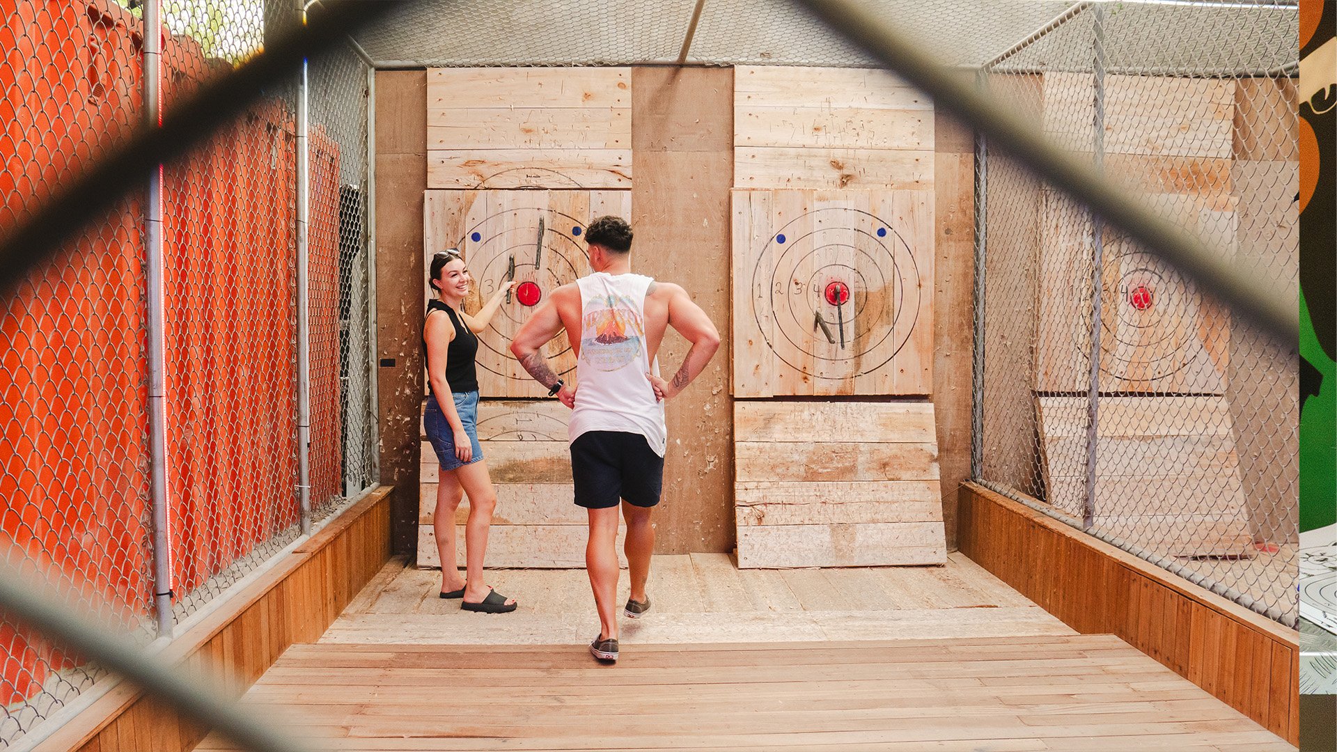 Play Axe Throwing at Shooters Bali seminyak.jpg