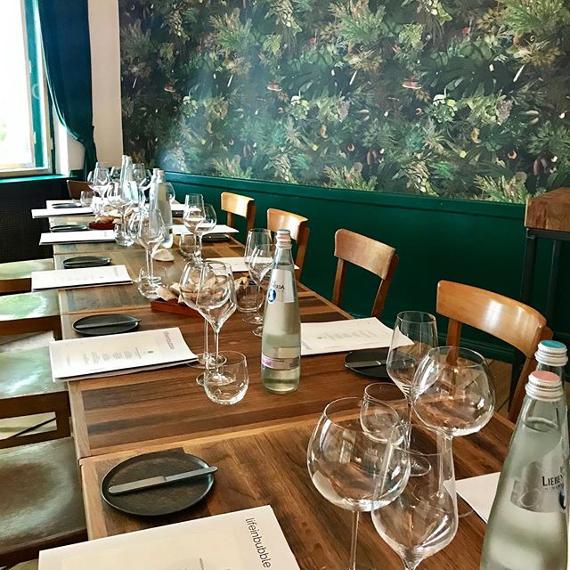 💫Champagne Printemps Tasting in #Berlin 🇩🇪 to rise Germany&rsquo;s #vibration &amp; #love towards #growerchampagne 🍾🍾🍾
Thank you for coming &amp; sharing the #passion 🥂💘💥
@restauranttimraue @lorenzadlonesszimmer 
@oh_panama @katzorange @tige