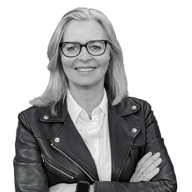 Varje tisdag i sommar kan du läsa mer om våra gäster. Först ut är Maria Z Furenmo. 👏🏼👇🏼
-
Ja det är tisdag och podden har sommarlov. Men varje vecka i sommar uppdaterar vi vår blogg med en sommarspecial där vi får höra mer från våra p