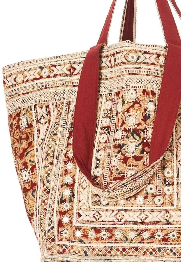 maha-tote-red-detail-620x893.jpg