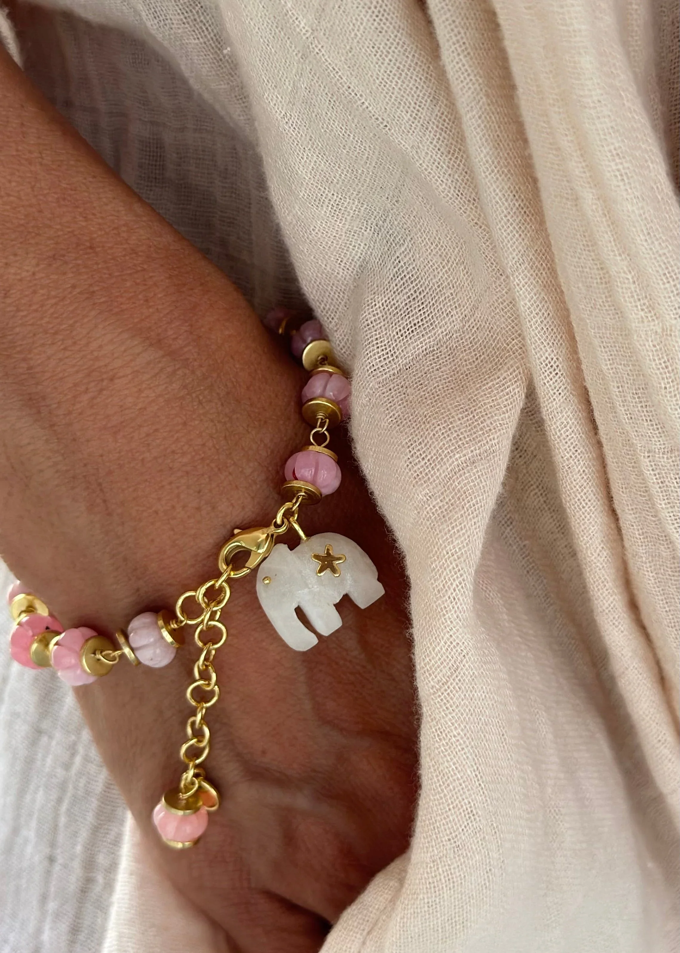 Sara Lashay Baby Hathi bracelet pink