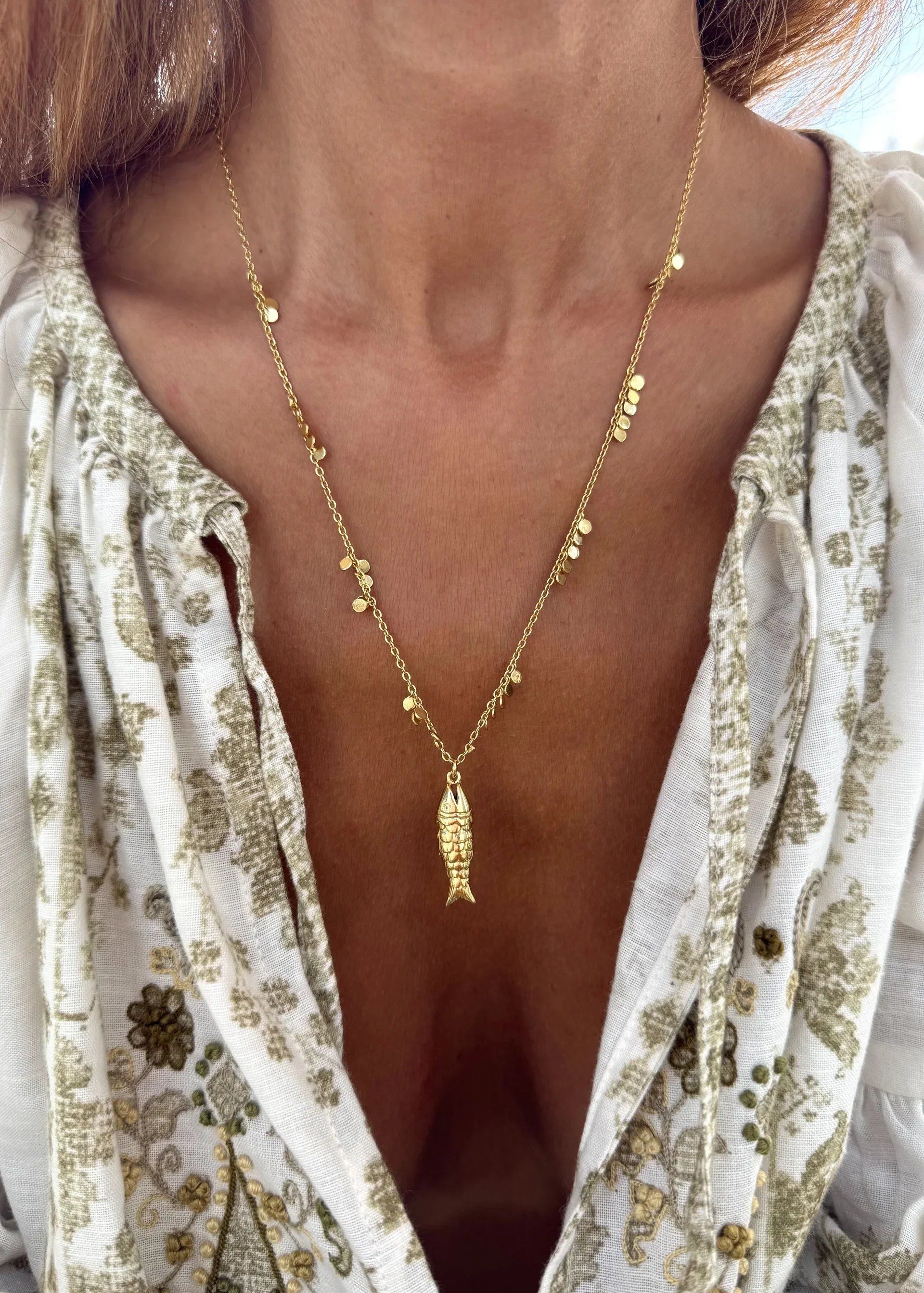 Sara Lashay Gioia necklace gold