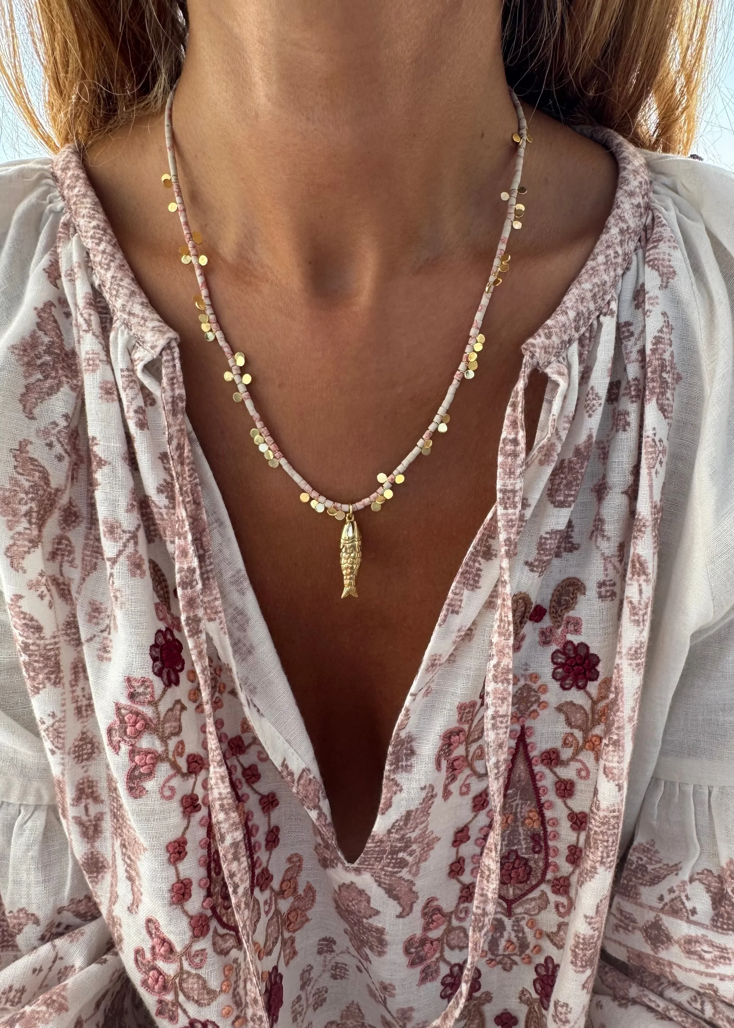 Sara Lashay Gioia necklace beige