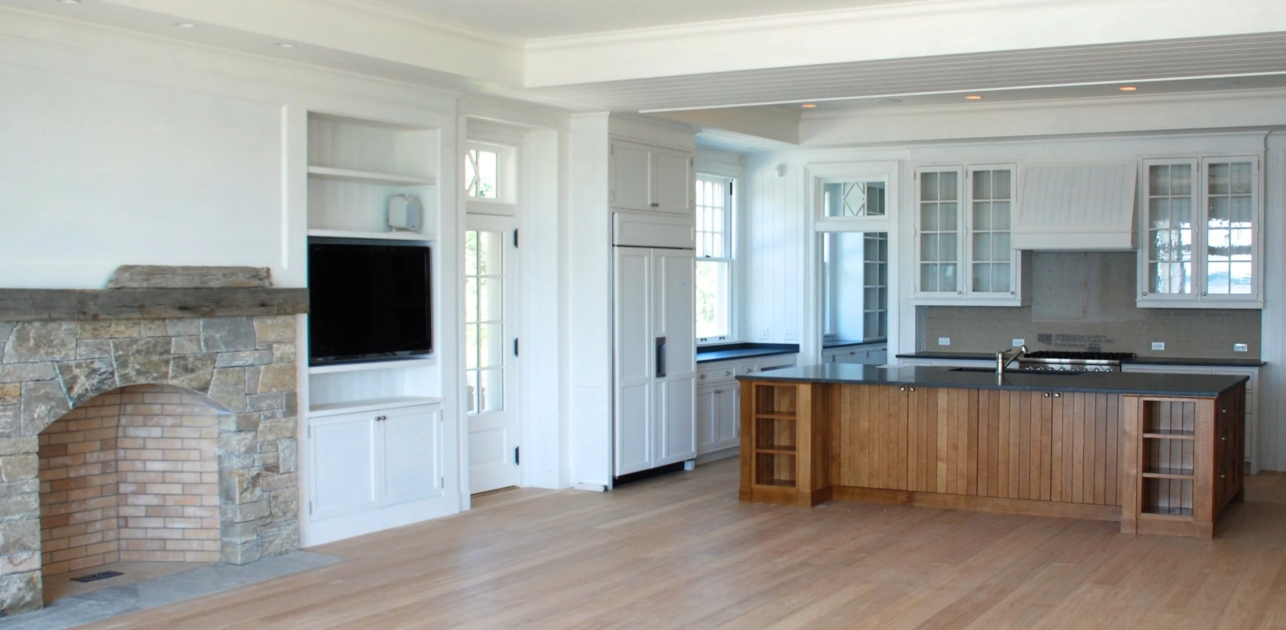 7-Shelter Island Family Room : Kitchen.jpg