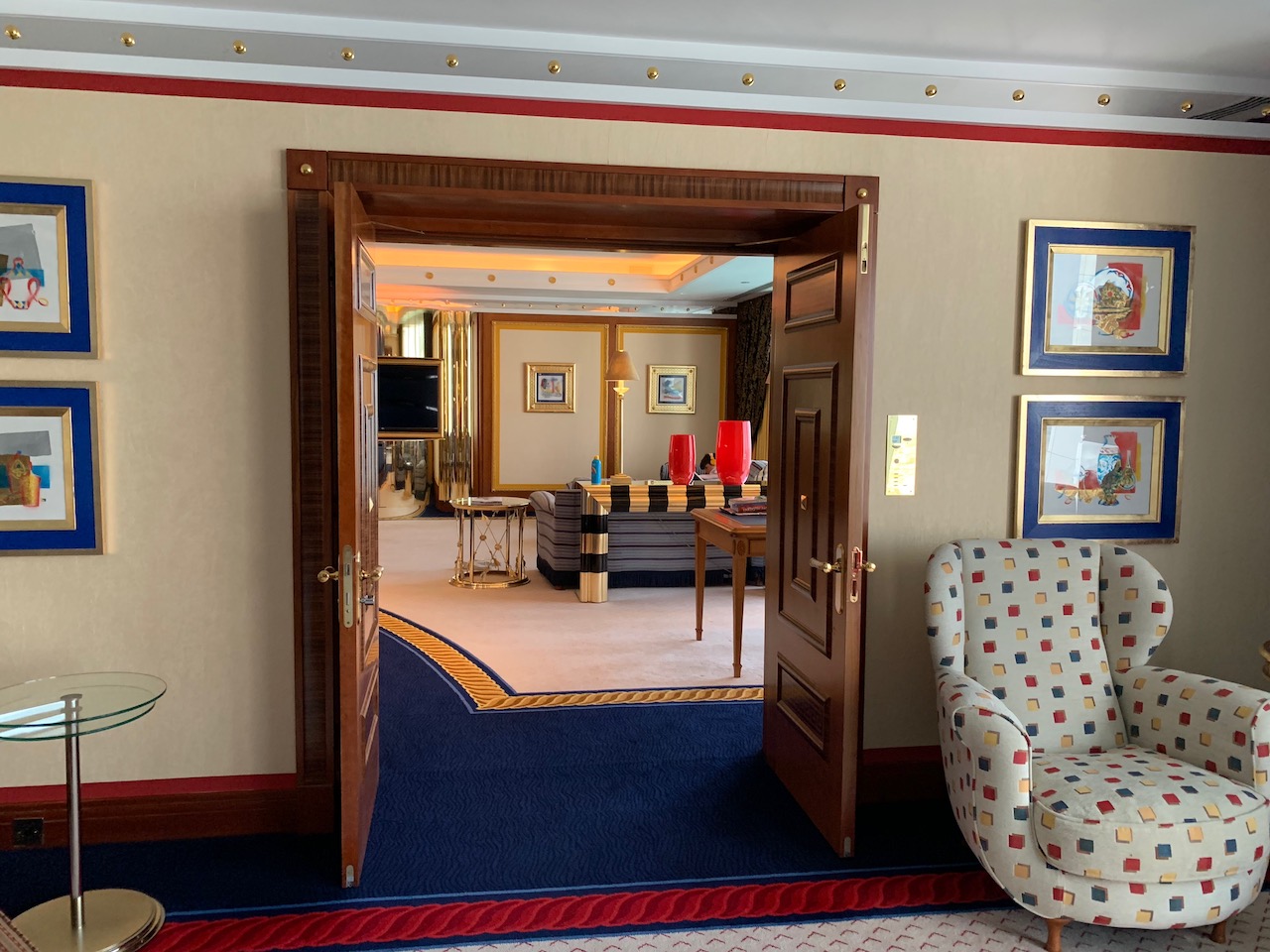 Suite.jpg