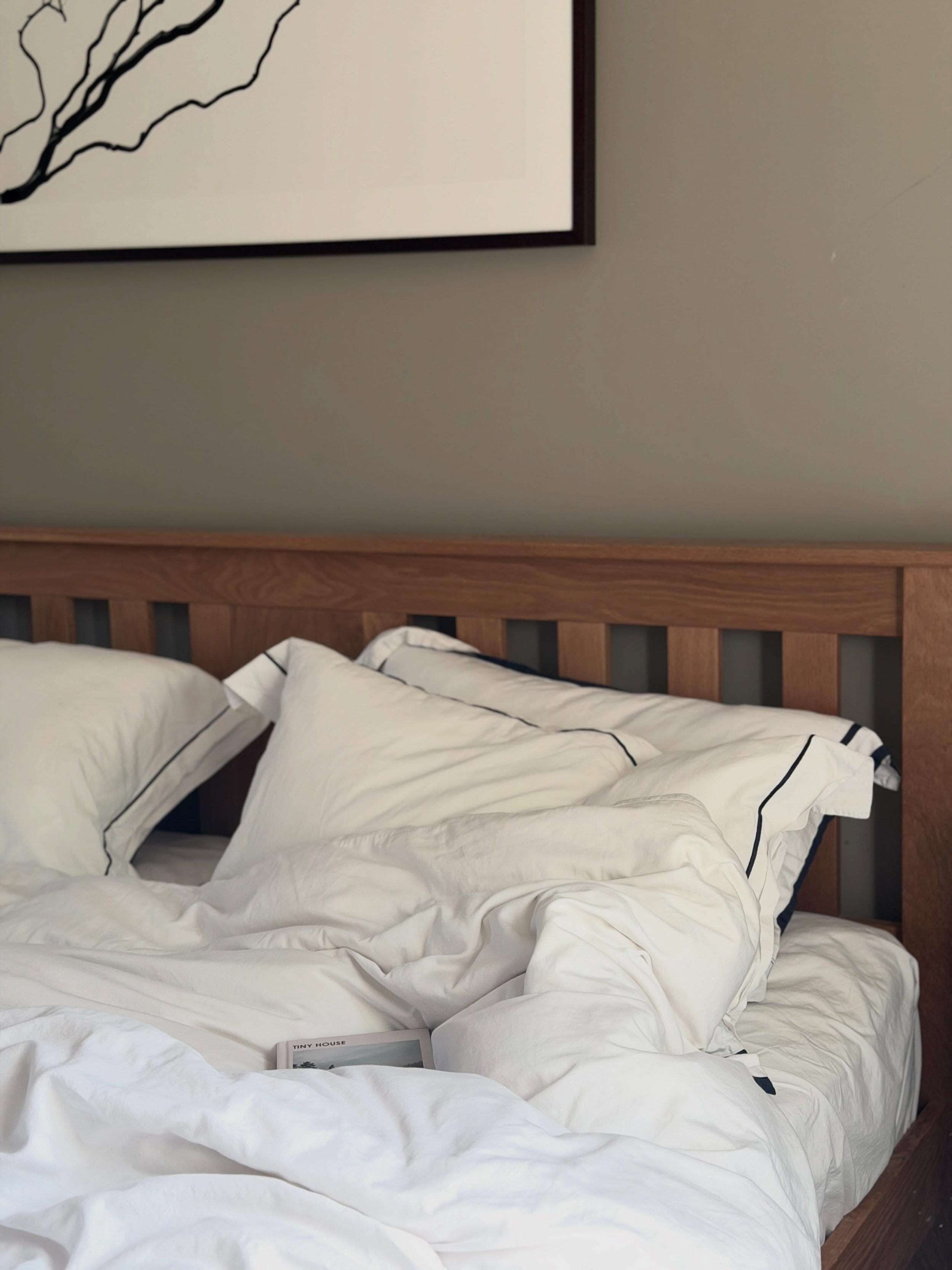 Sleep and why it&rsquo;s so important! Good linen, panda toppers for a natural sleep!

#sleepholidays #northdevon #staycationsuk #holidaycottagesuk #barnsofinstagram