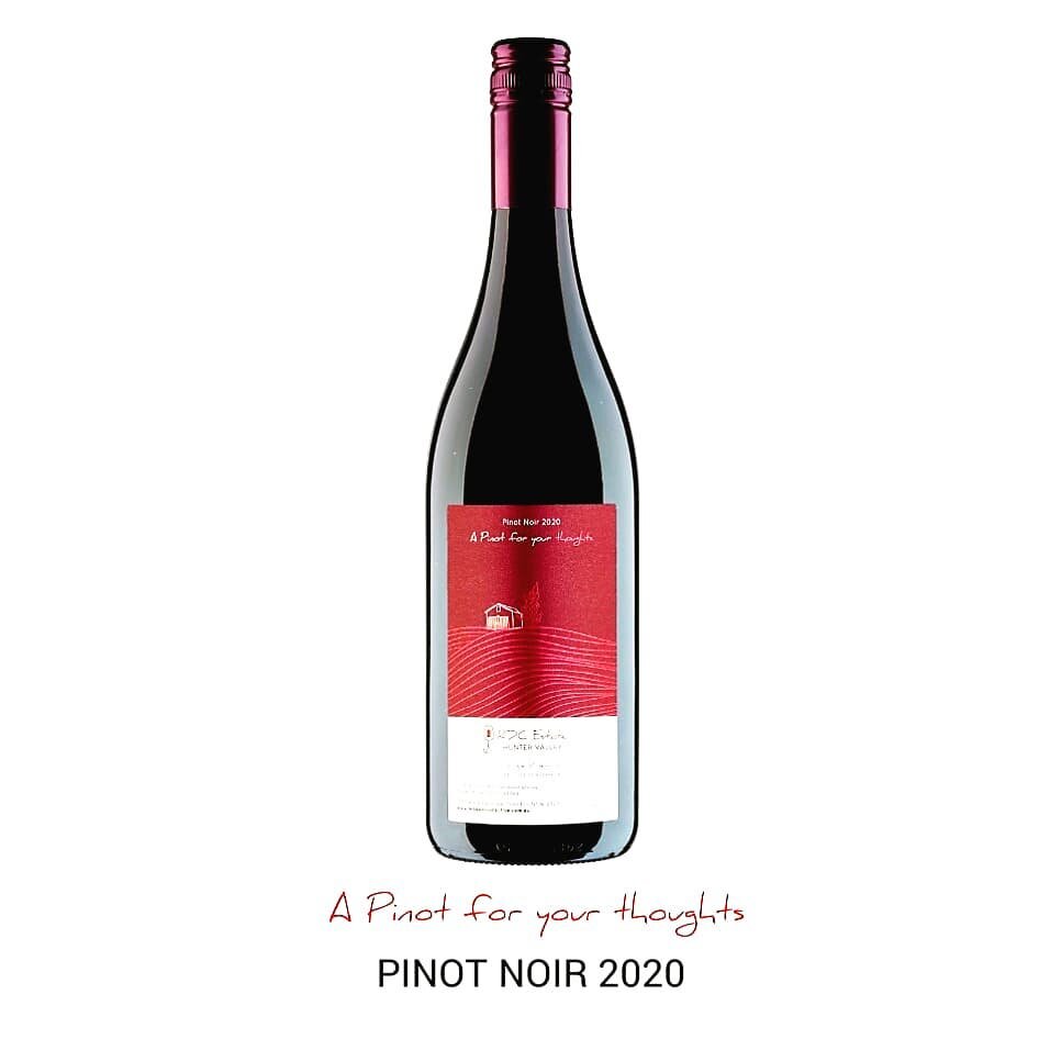 It's &quot;let's drink a Pinot Noir night &quot;🍷🍷... this is an elegantly soft and light easy drinking red, cheers everyone ❤❤
#buyaussiewine 👇
📧 info@reddoorcollective.com.au 
☎️📲 0475 072 978 
#reddoorcollective #rdcestate #botiquevineyard #s