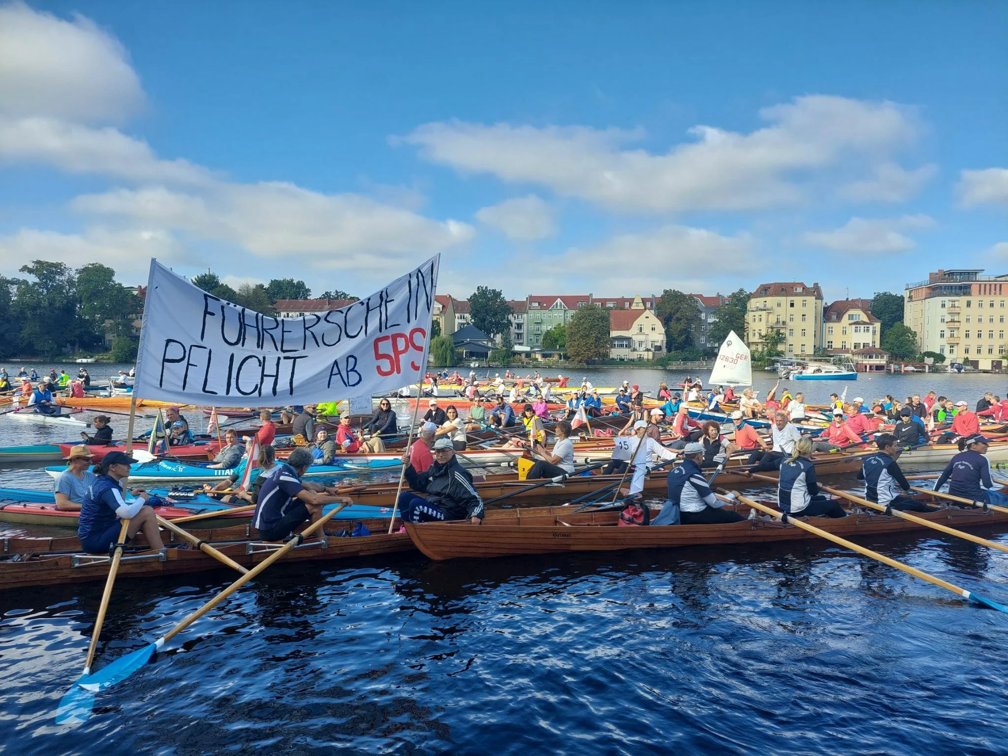 Wasserdemo in Köpenick