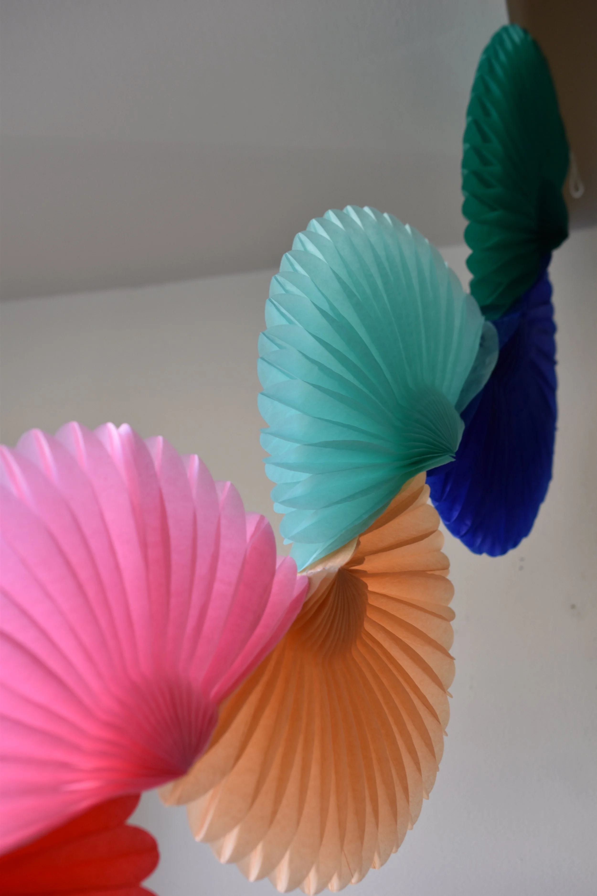 Honeycomb Fan Garland