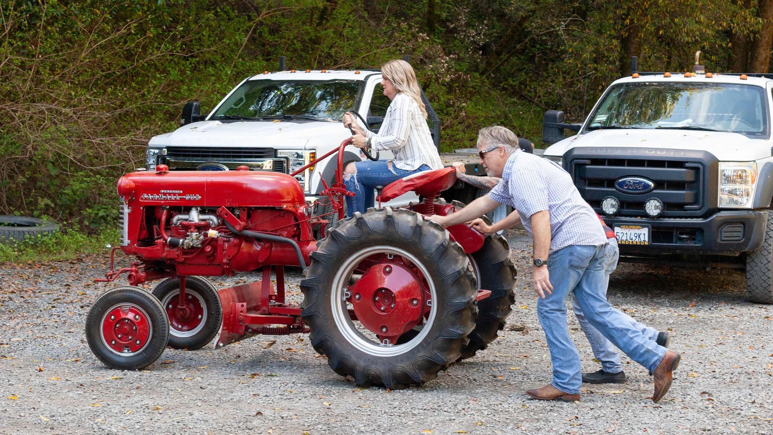 Amy and Charlie- Tractor- Loren Hansen.jpg
