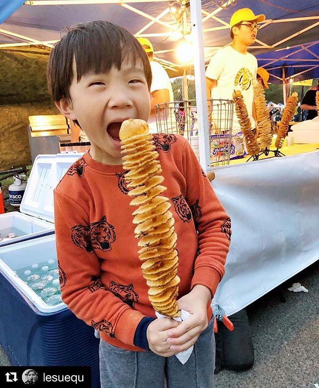 Unfortunately due to poor weather conditions,  the last day of @queensnightmarket is cancelled. Thank you for a wonderful season, we will miss all your smiles! #kidslovetoeat