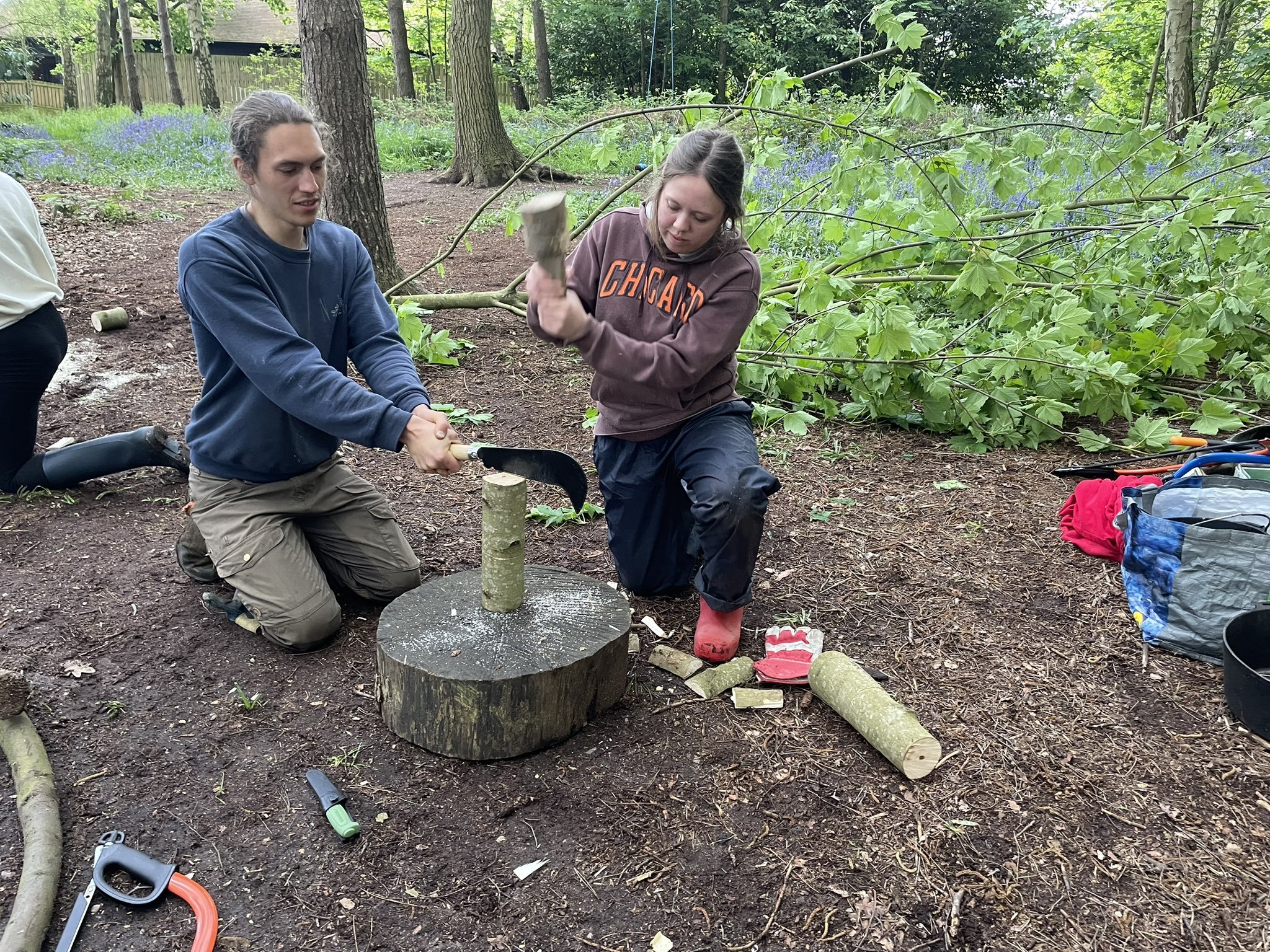 cambium-sustainable-forest-school-outdoor-learning-MUDDY-KNEES-LEVEL-3-FIRST-LEARNERS-WOOD-SPLIT.jpeg