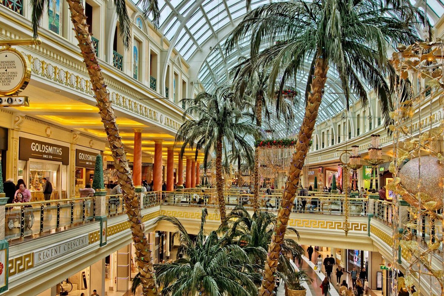 Trafford Centre - Pradera Lateral