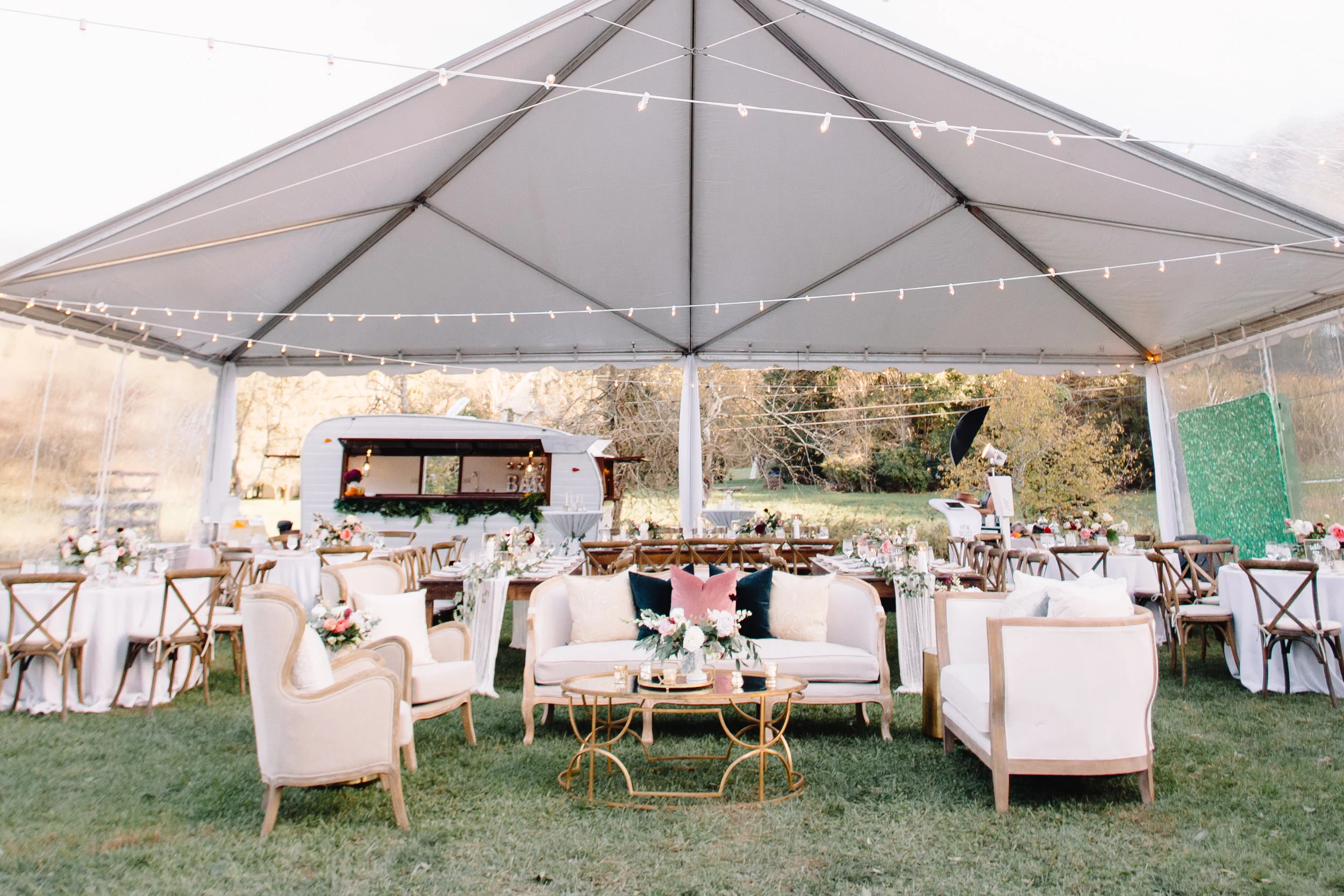 Photo: @thejppratt Planning: @lilyroseevents Florals: @meristemfloral Bar: @tipsygypsycaravan Rentals: @ce_rental , @greenhousepickersisters Venue: @mastfarminn