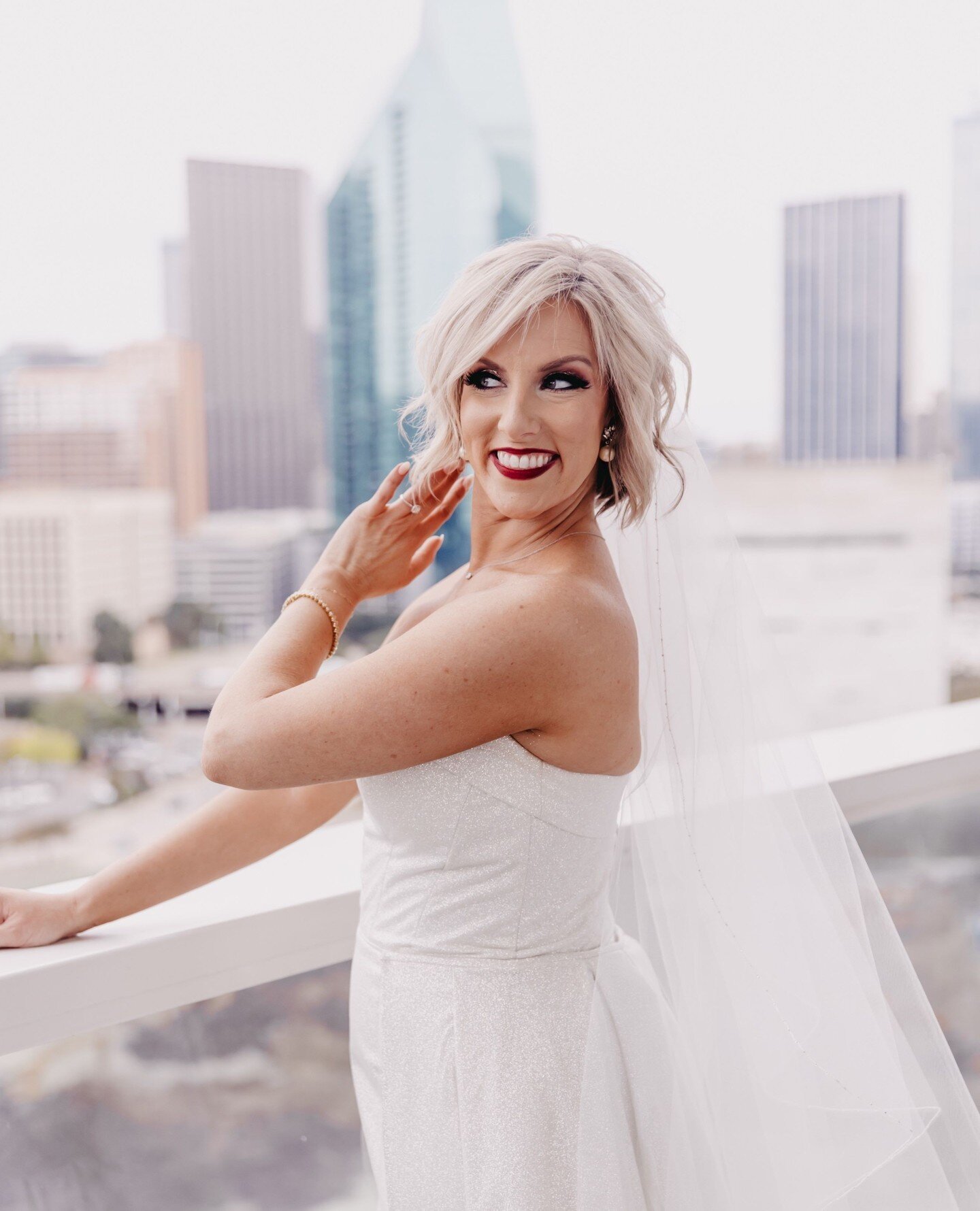 Downtown dreams with a touch of bridal bliss. 🌆💍 When the city skyline meets bridal chic, magic happens! ⁠
⁠