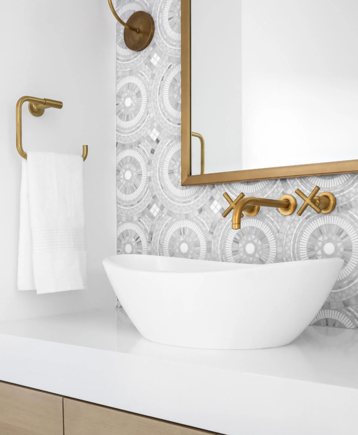 Design By: Lindye Galloway