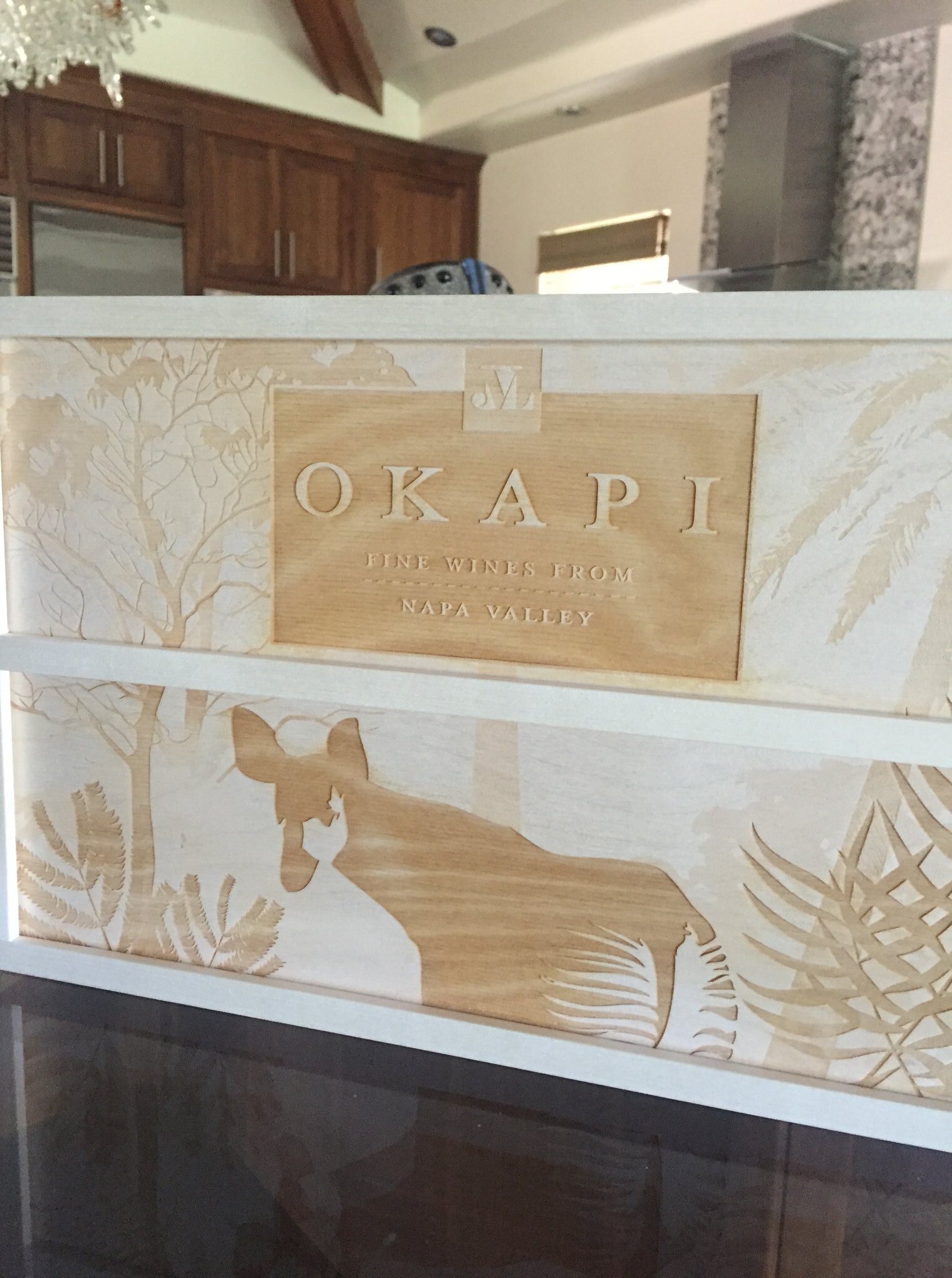 wooden box okapi.jpg