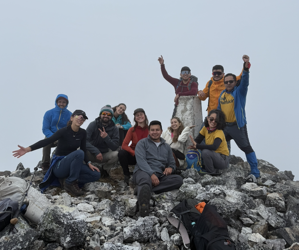 Captura de pantalla 2026-04-25 a la(s) 9.57.01 p. m..png