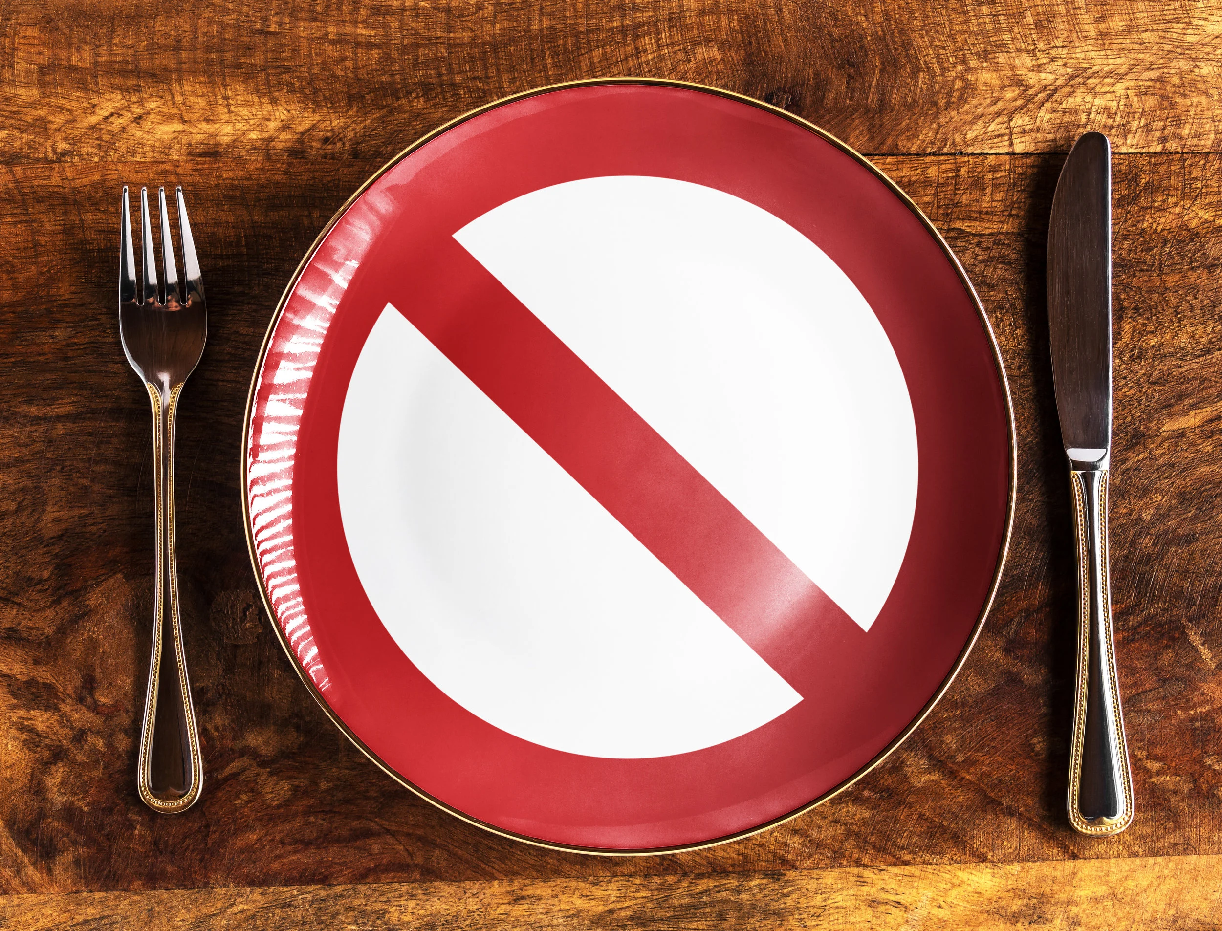 Don’t skip meals Eating meals throughout the day keeps your metabolism running at full speed, keeps your attentive and focused, prevents your energy from dropping, and can help keep your weight balanced, preventing you from overeating at later meals. Experts recommend eating every three to four hours. If you don’t, there will be unlikable symptoms you may encounter.
