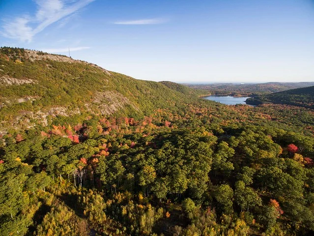 Coastal Mountains Land Trust, $10,000