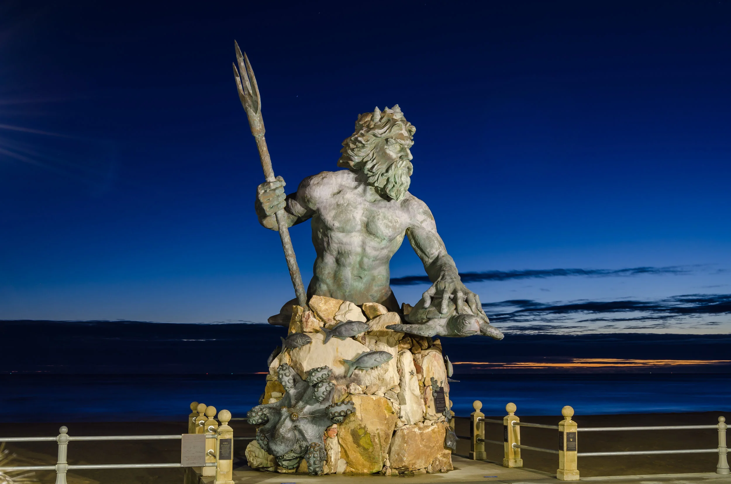 King Neptune-Neptune-statue-sunrise-dawn-Virginia Beach-beach-Virginia.jpg