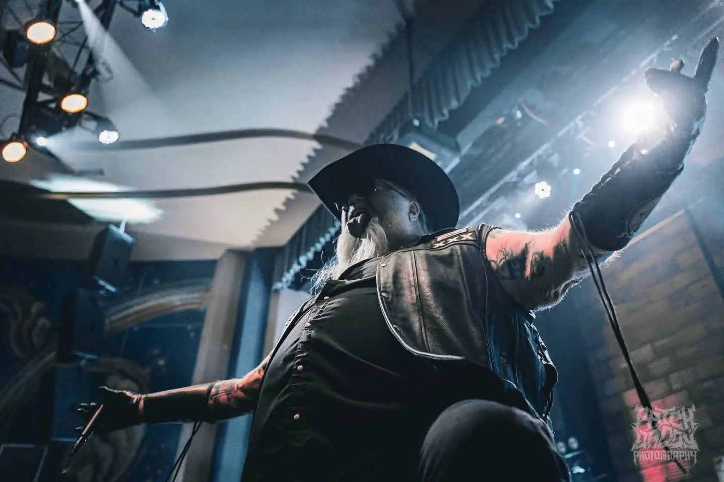 COLORADO

Who's coming to these shows in the Mile High State?

8/14 - Moxi Theater - 𝙂𝙧𝙚𝙚𝙡𝙚𝙮, 𝘾𝙊 
8/15 - The Federal Theater - 𝘿𝙚𝙣𝙫𝙚𝙧, 𝘾𝙊 
8/16 - Sunshine Studios Live - 𝘾𝙤𝙡𝙤𝙧𝙖𝙙𝙤 𝙎𝙥𝙧𝙞𝙣𝙜𝙨, 𝘾𝙊 

Tickets+Vip: www.thcoff
