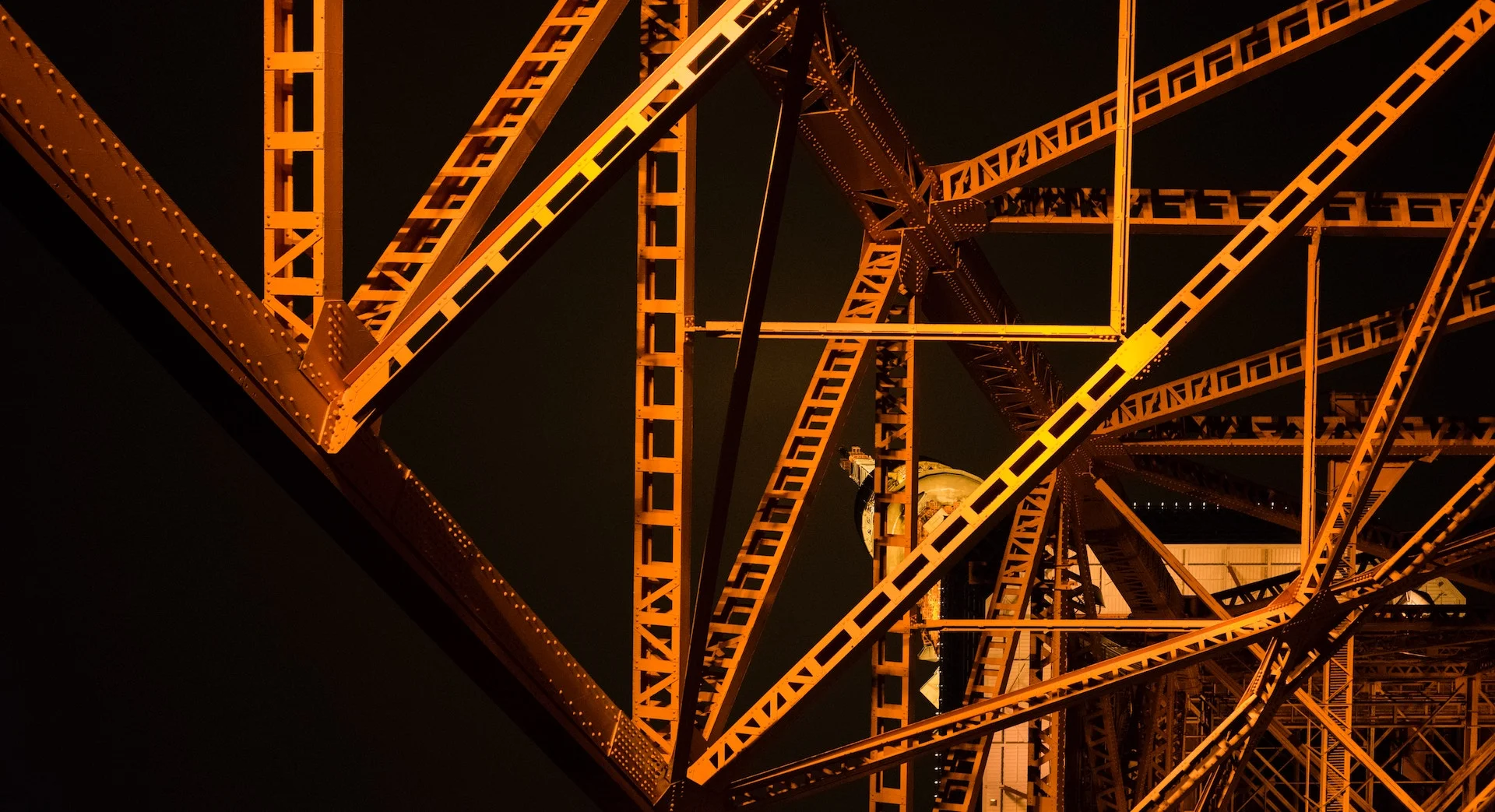 alain-pham-248563-unsplash.35a7d9e6a602446db702ba38cdf8d39d.jpg