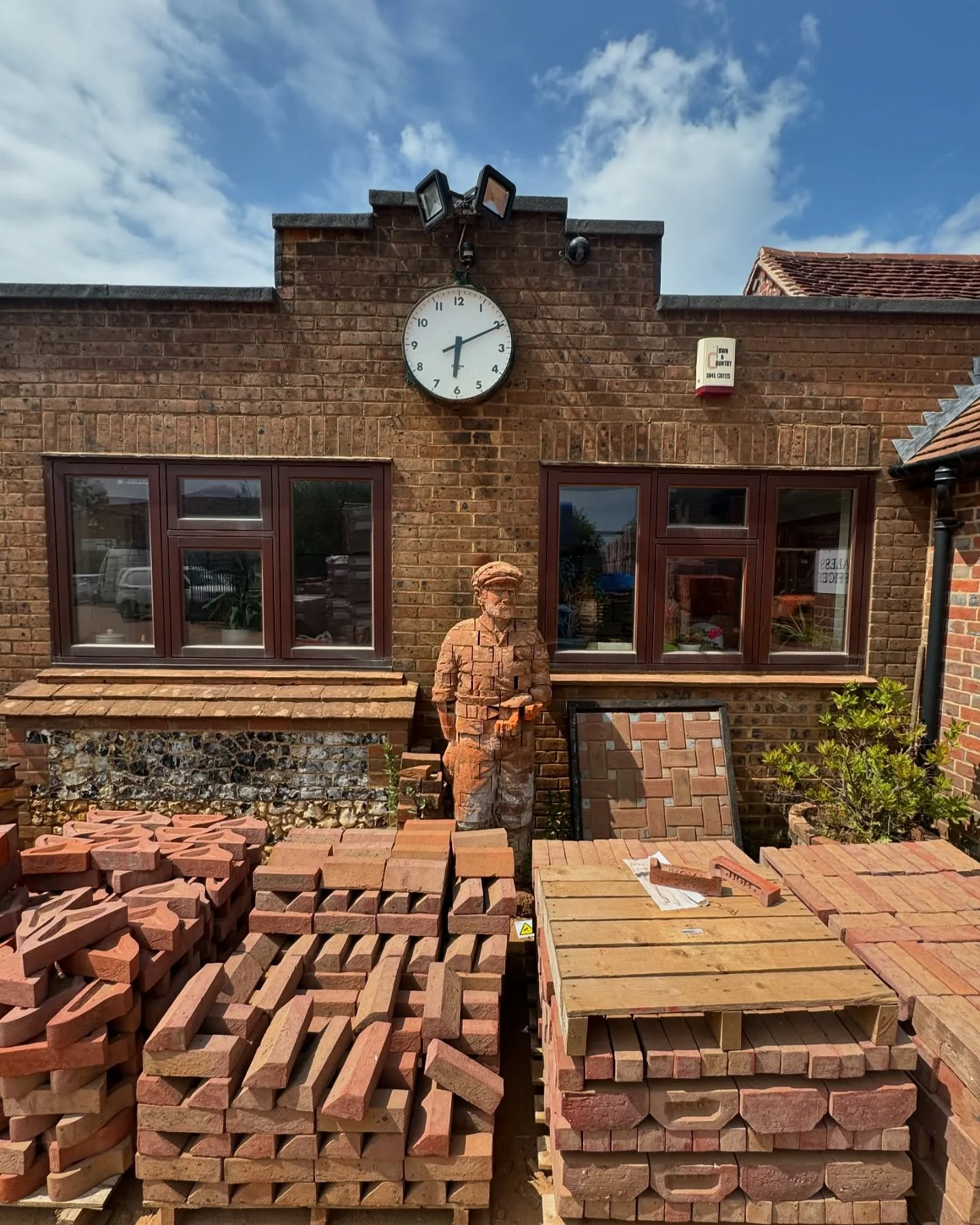 This past week Daniel (&amp; son) were fortunate enough to take a tour of H.G Matthews Brickworks, near Chesham, England. 
-
H.G Matthews is a 102 year old family run company and the last remaining brickworks in the UK to make traditional handmade, w