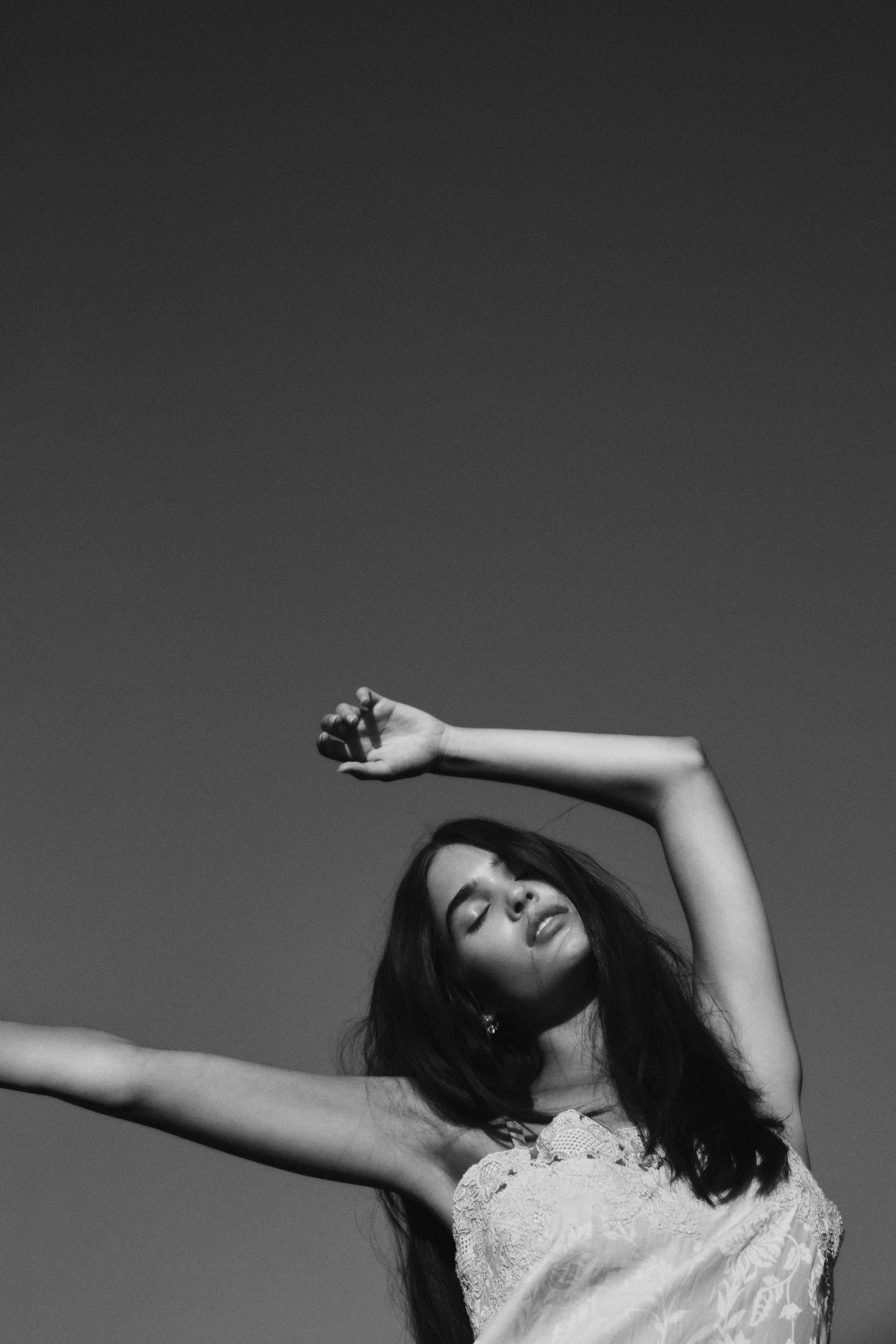 Jessica Ren Vaughan x Felicity Sarchett 03.jpg