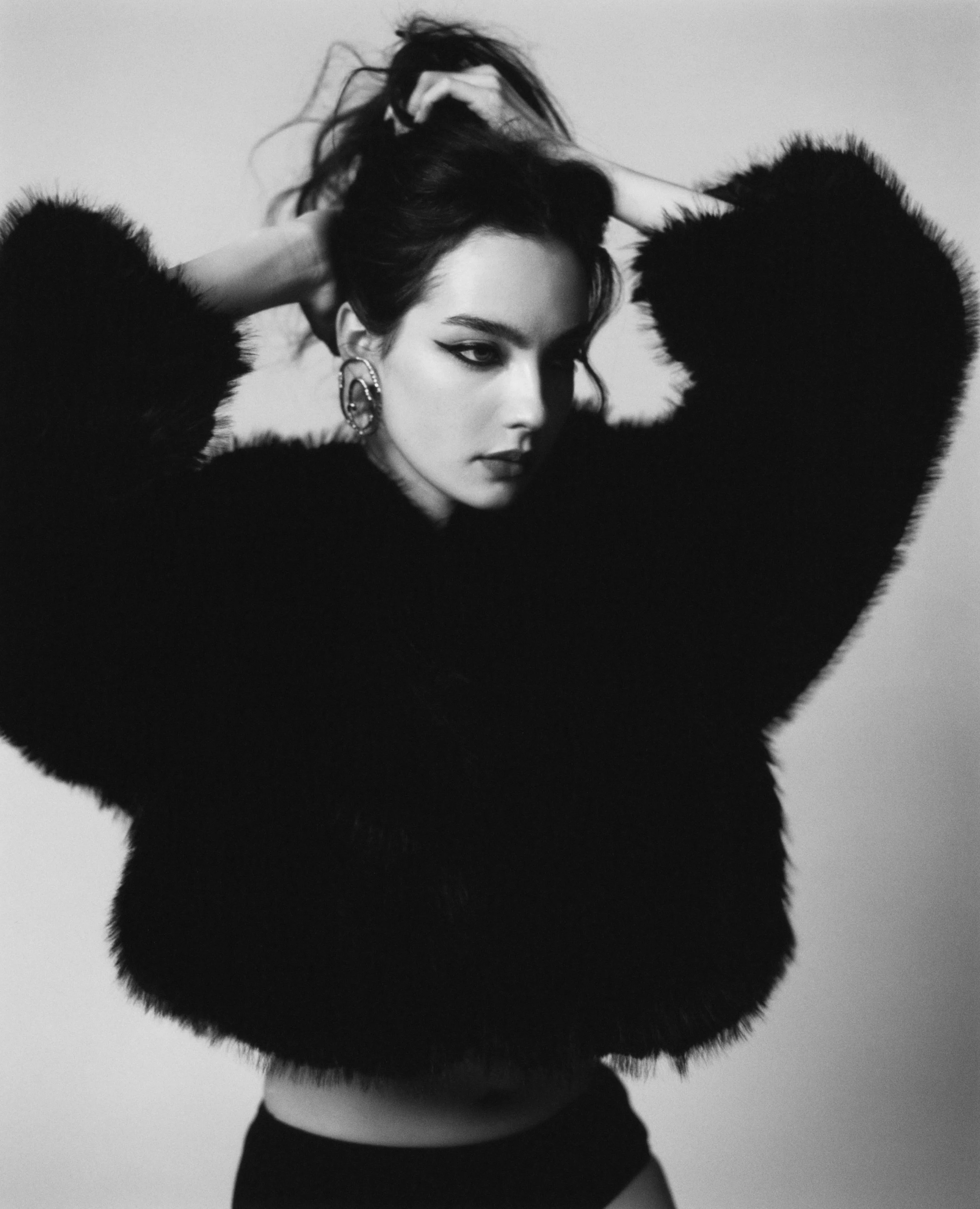 Jessica Ren Vaughan x Jules Zaczek-01.jpg