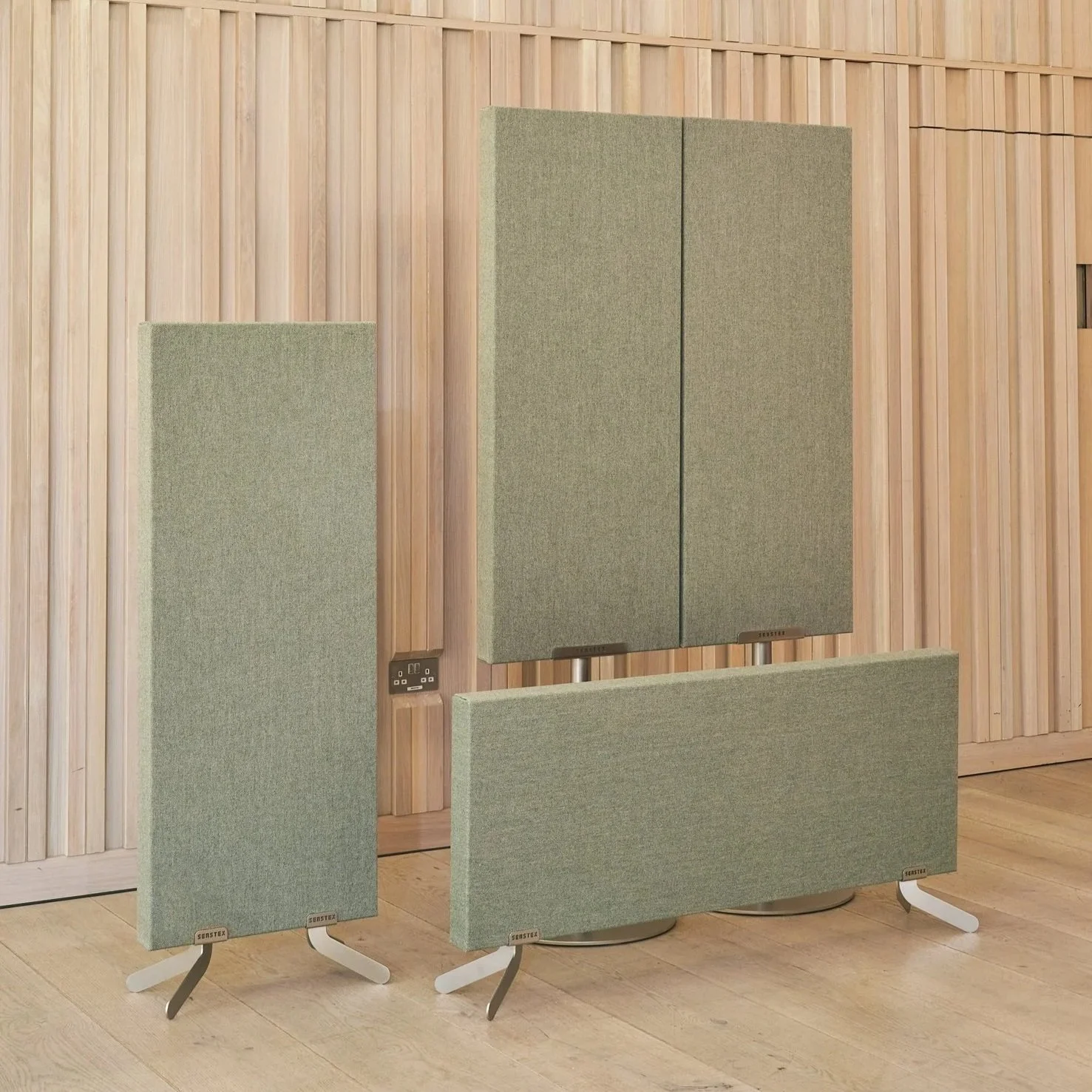 FREESTANDING ABC PANELS
