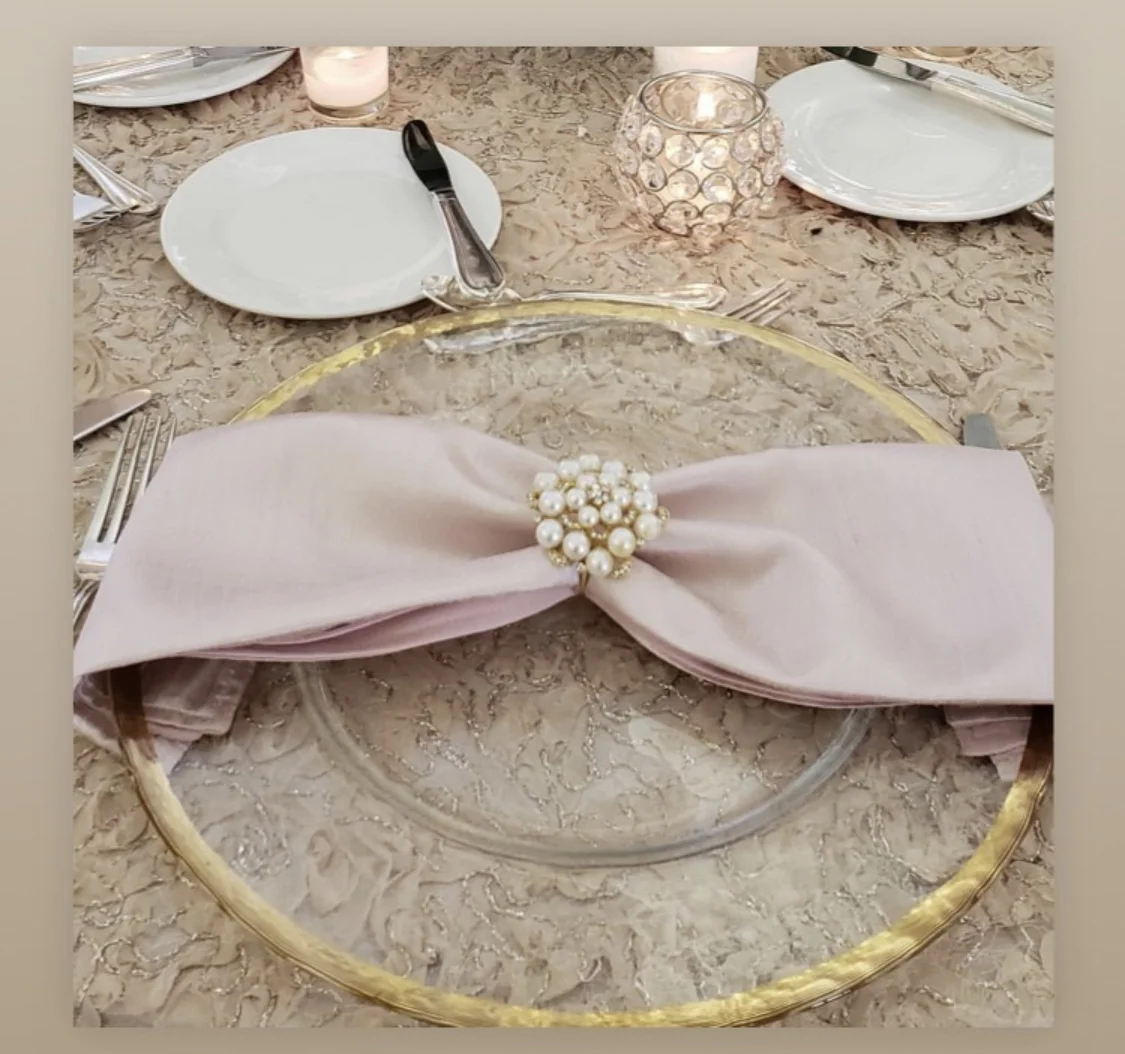 A11BAD3C-6B4D-41A4-87FC-4905C4803F8C