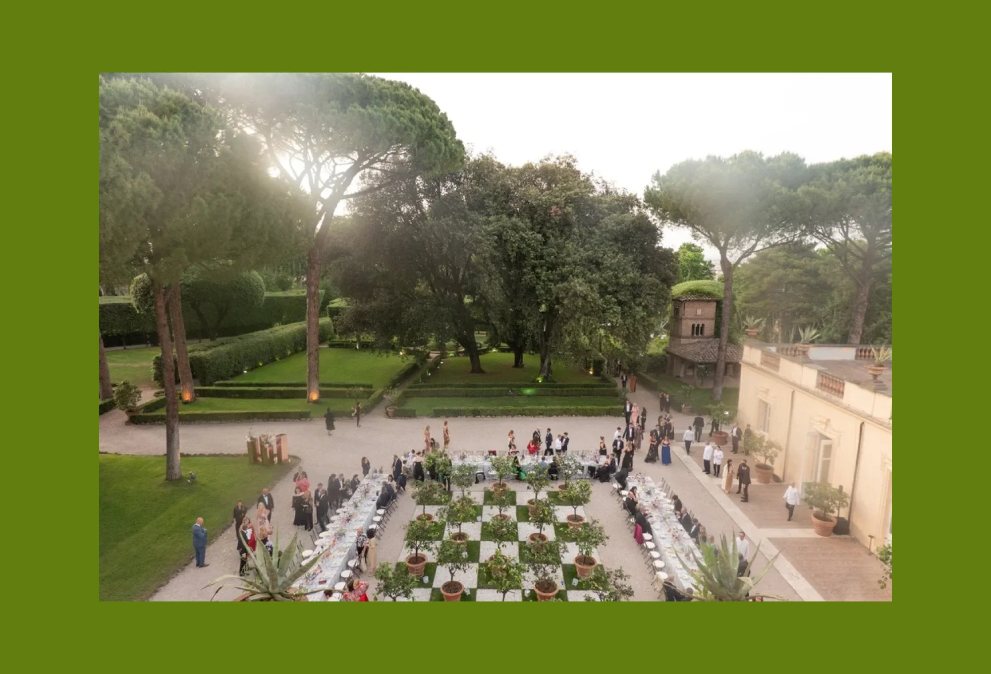 Freda-Banks-Rome-Wedding-garden.jpg