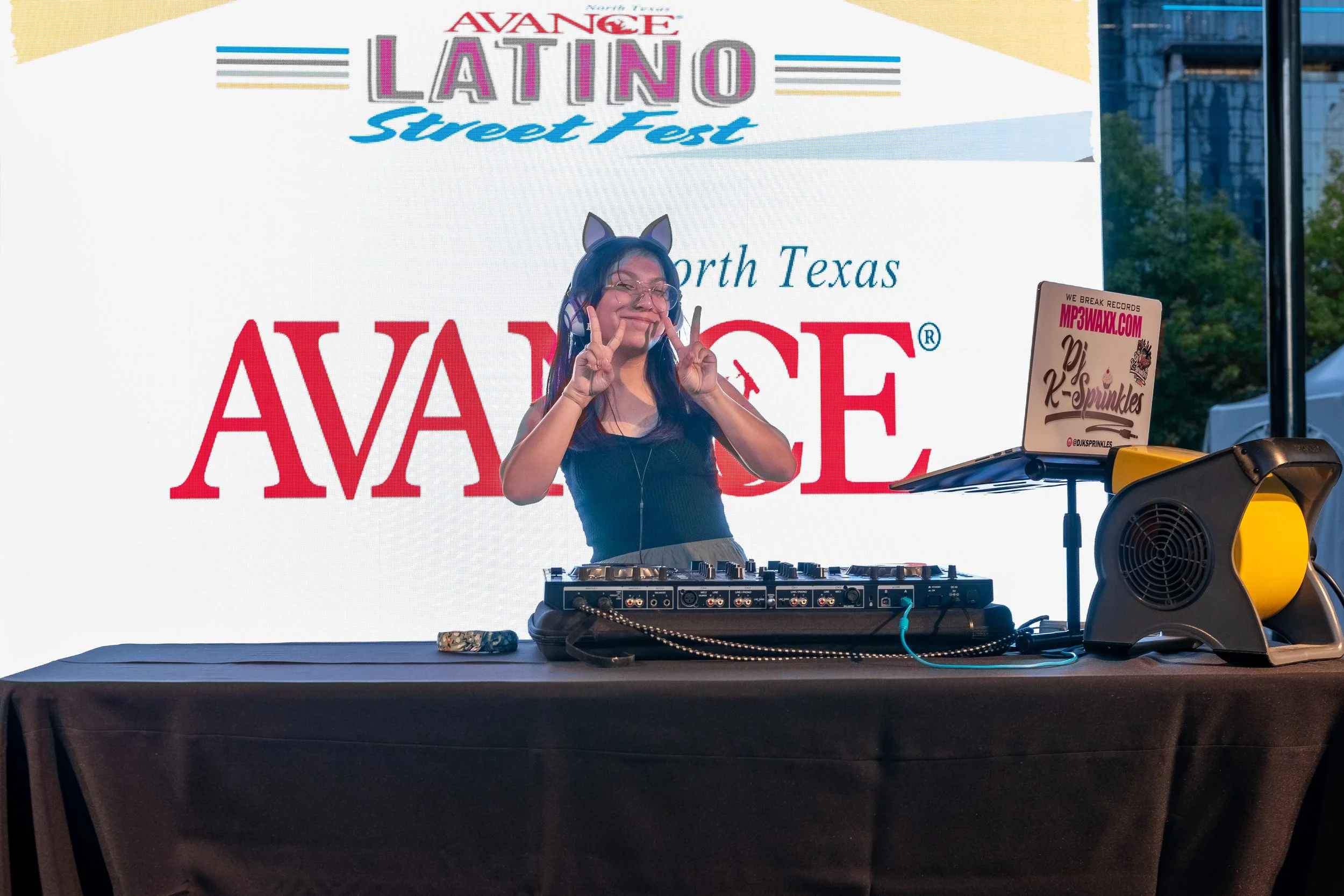 Avance Latino Steet Fest-98.JPG