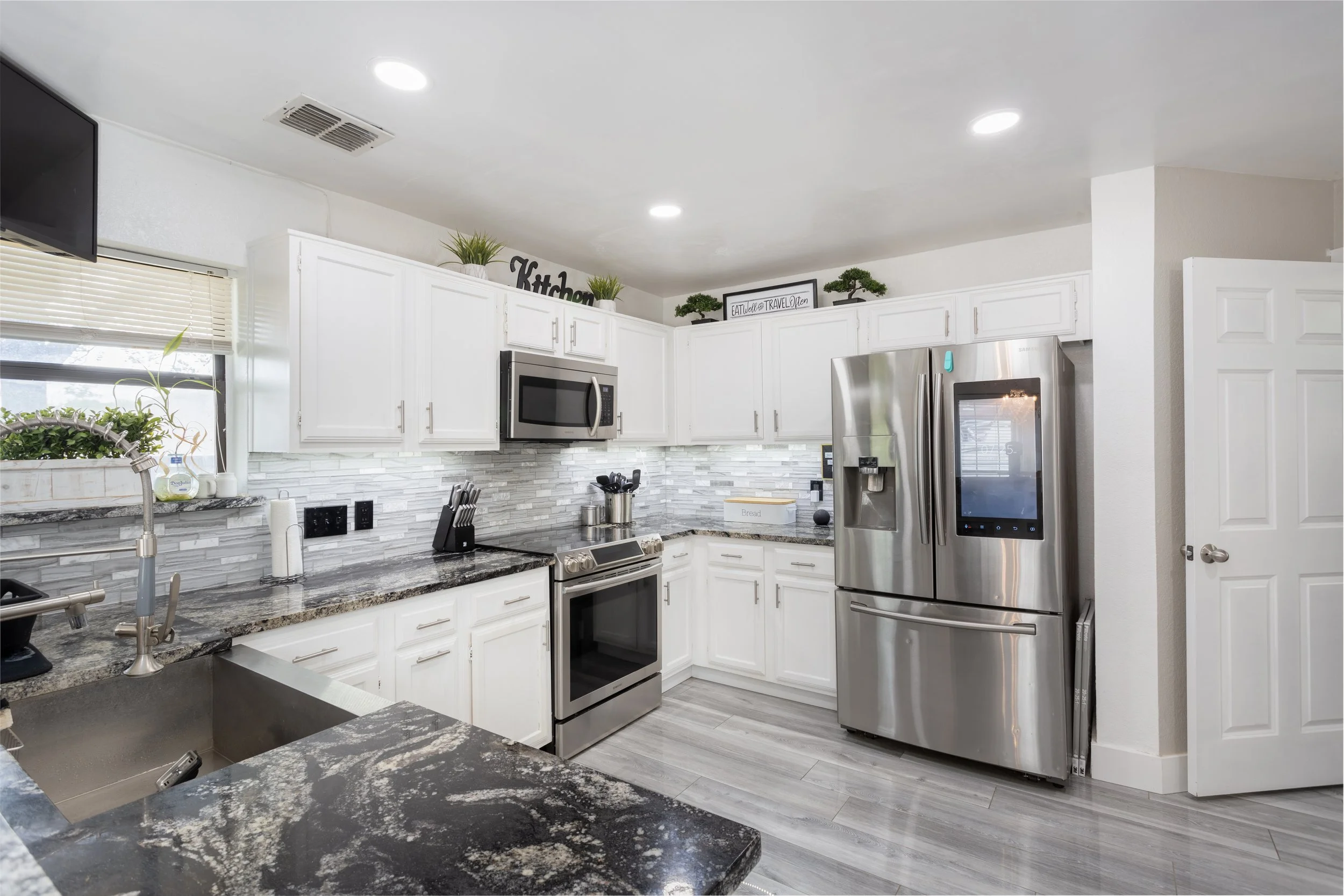 untitled (12 of 48).JPG