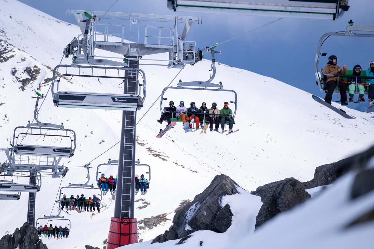 The Remarkables - 6 person detachable chairlift