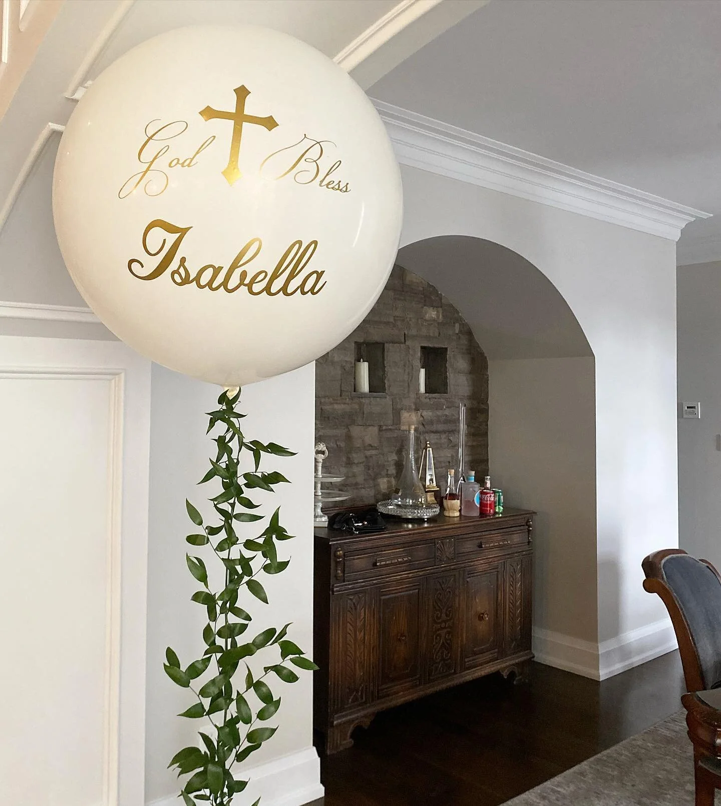 Custom Jumbo Balloon! These come in any colours with any custom message ☺️ 

#baptisms #babyshower #shower #birthdayparty #genderreval #Toronto #vaughan #engagementballoons #proposalballoons  #firstbirthday #torontonightlife #torontowedding #babyshow