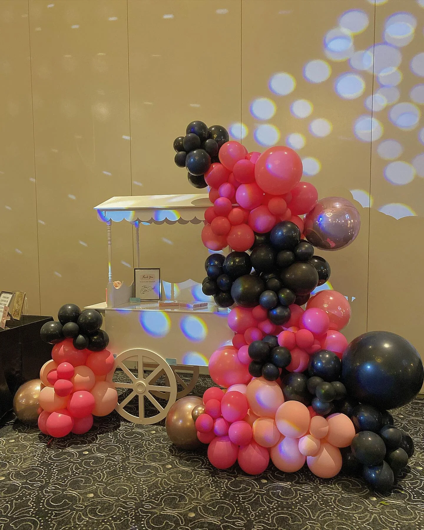 💖🖤💖🖤💖🖤💖🖤

Sweet Cart: @the.custom.depot 

#torontoballoons #torontoeventplanners #babyshower #shower #birthdayparty #torontoevents #Toronto #vaughan #engagementballoons #toronto  #firstbirthday #torontonightlife #torontowedding #babyshowerbal