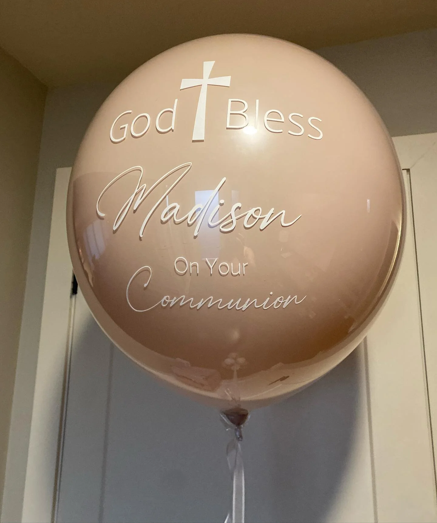 Communion Balloons ⛪️

#baptismBalloons #babyshower  #genderreval #Toronto #vaughan #engagementballoons #proposalballoons  #firstbirthday #torontonightlife #torontowedding #birthdayballoons  #balloons #flowers  #balloonarch #torontoevents #customball