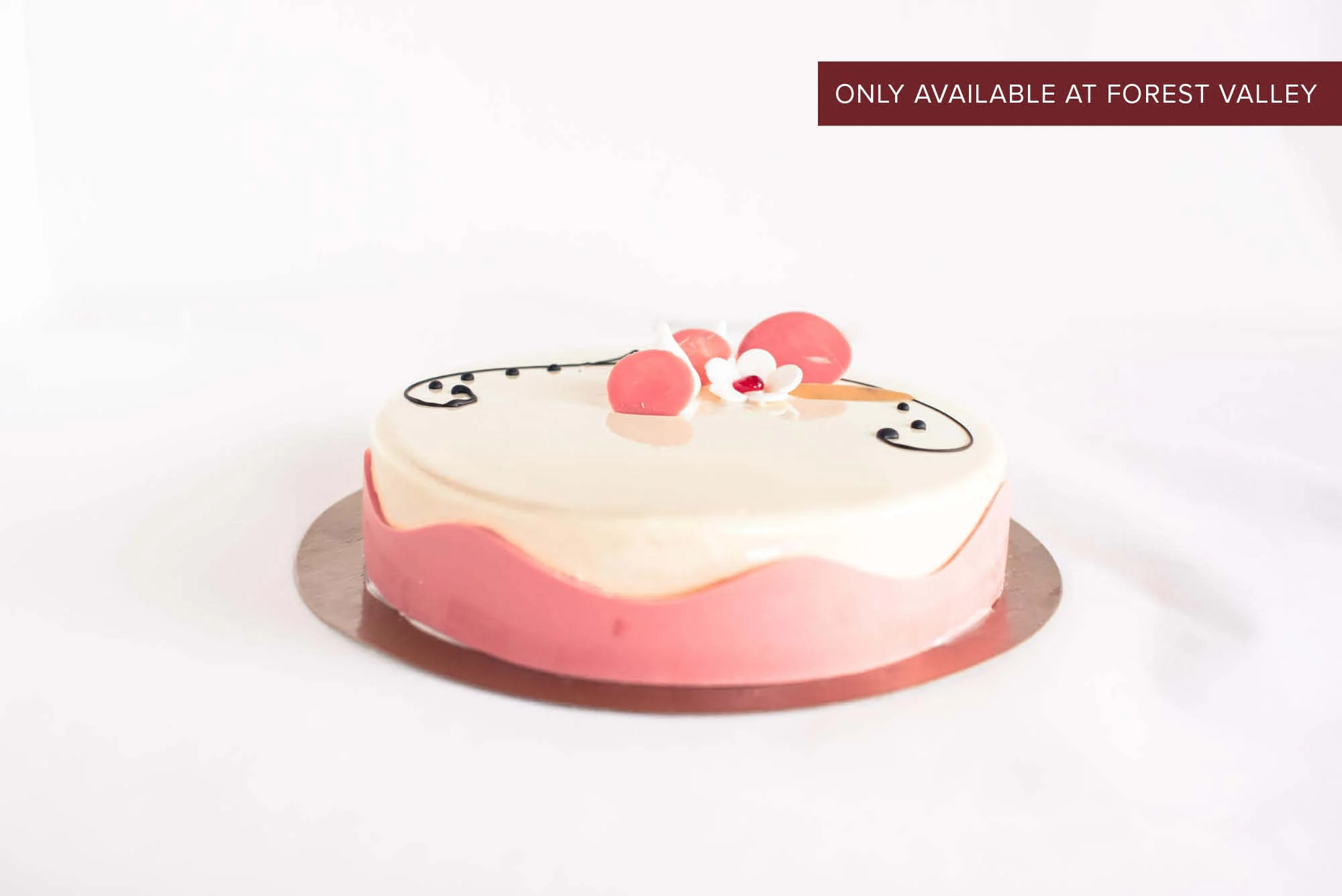 Vanilla &amp; Strawberry Cake