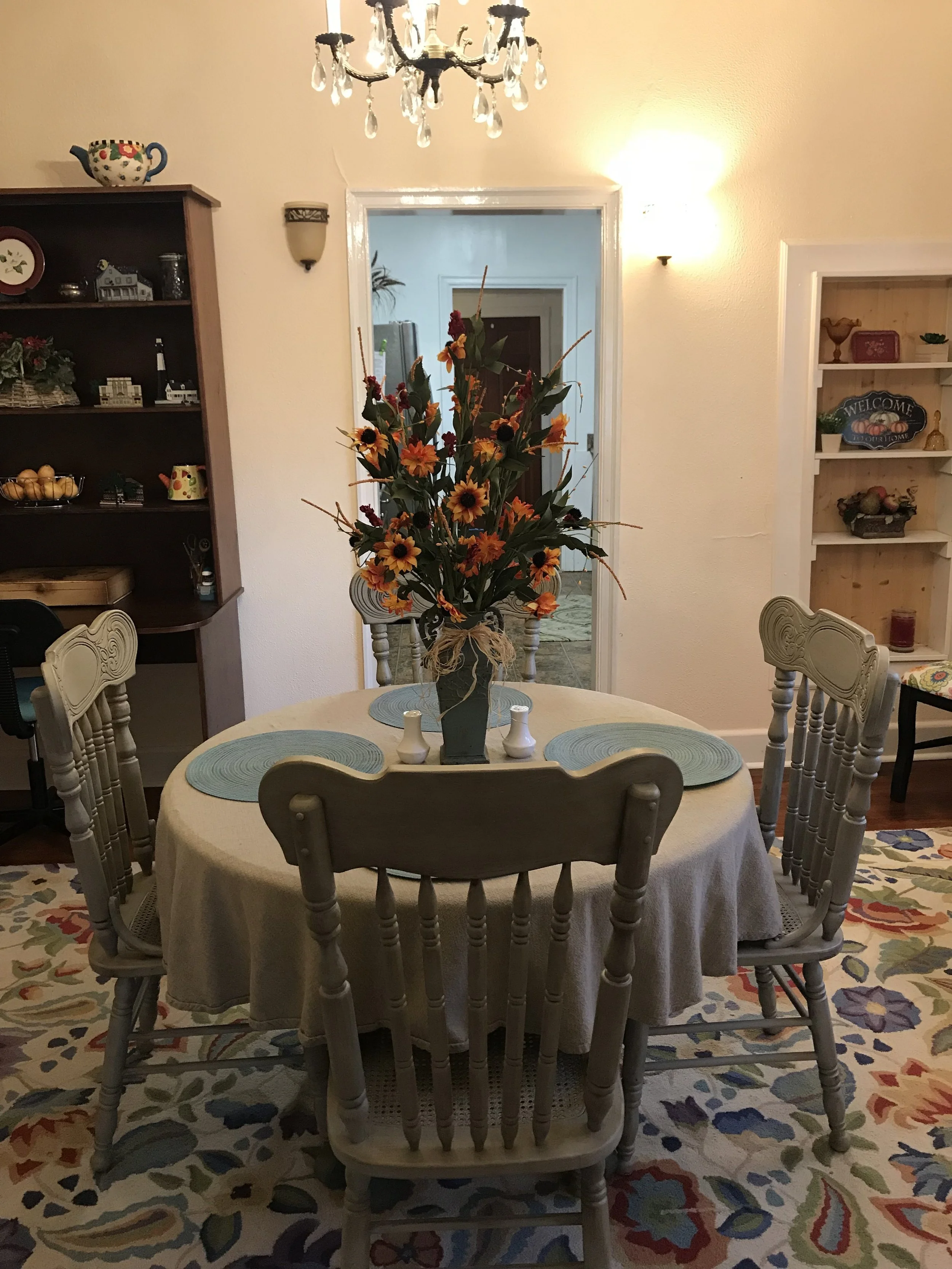 dining room fall.jpeg