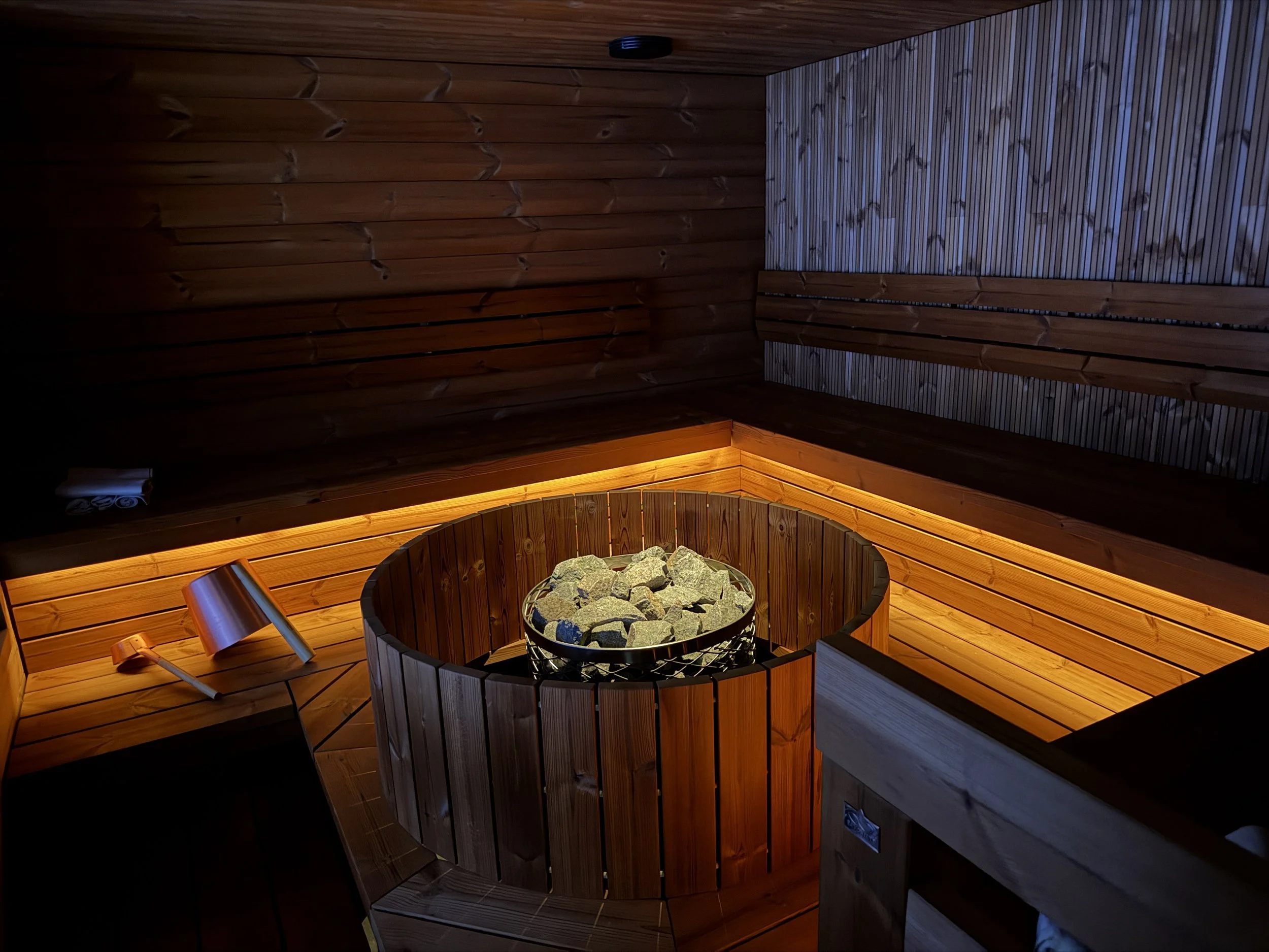 Finland Lapland Artic TravelswithTesa Skyra.JPG