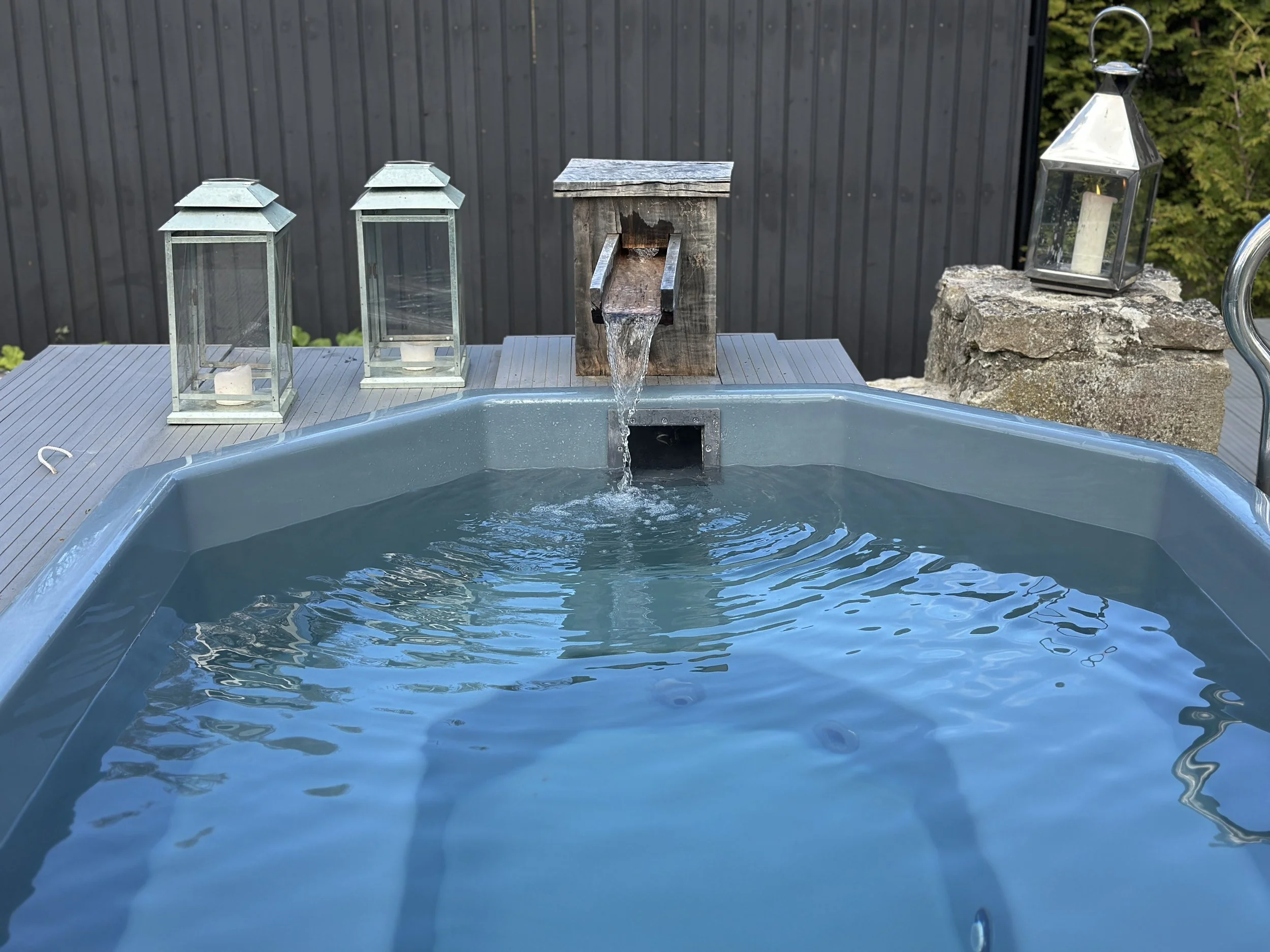 Padaste Manor Muhu Estonia.JPG