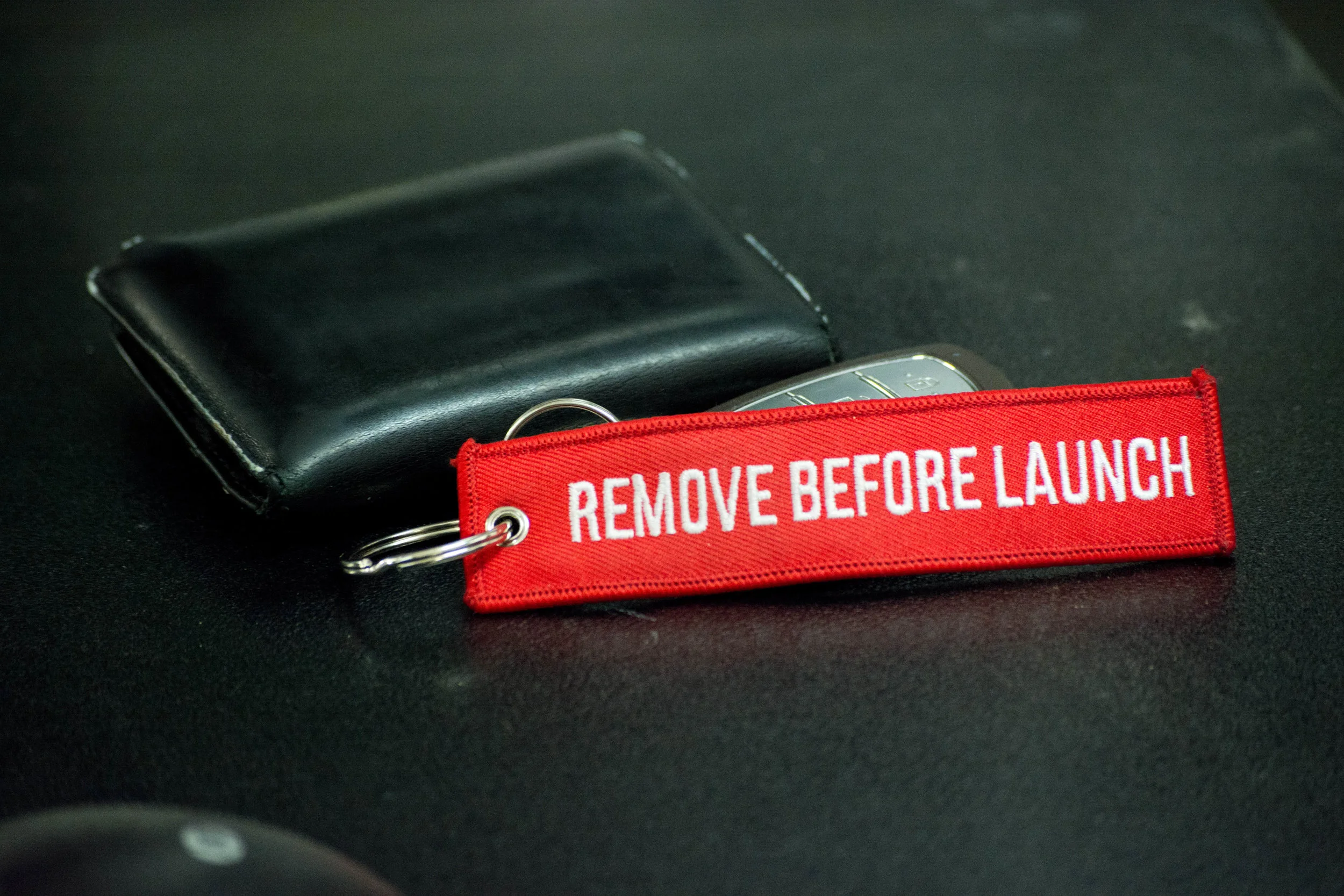 launchTag_02.jpg