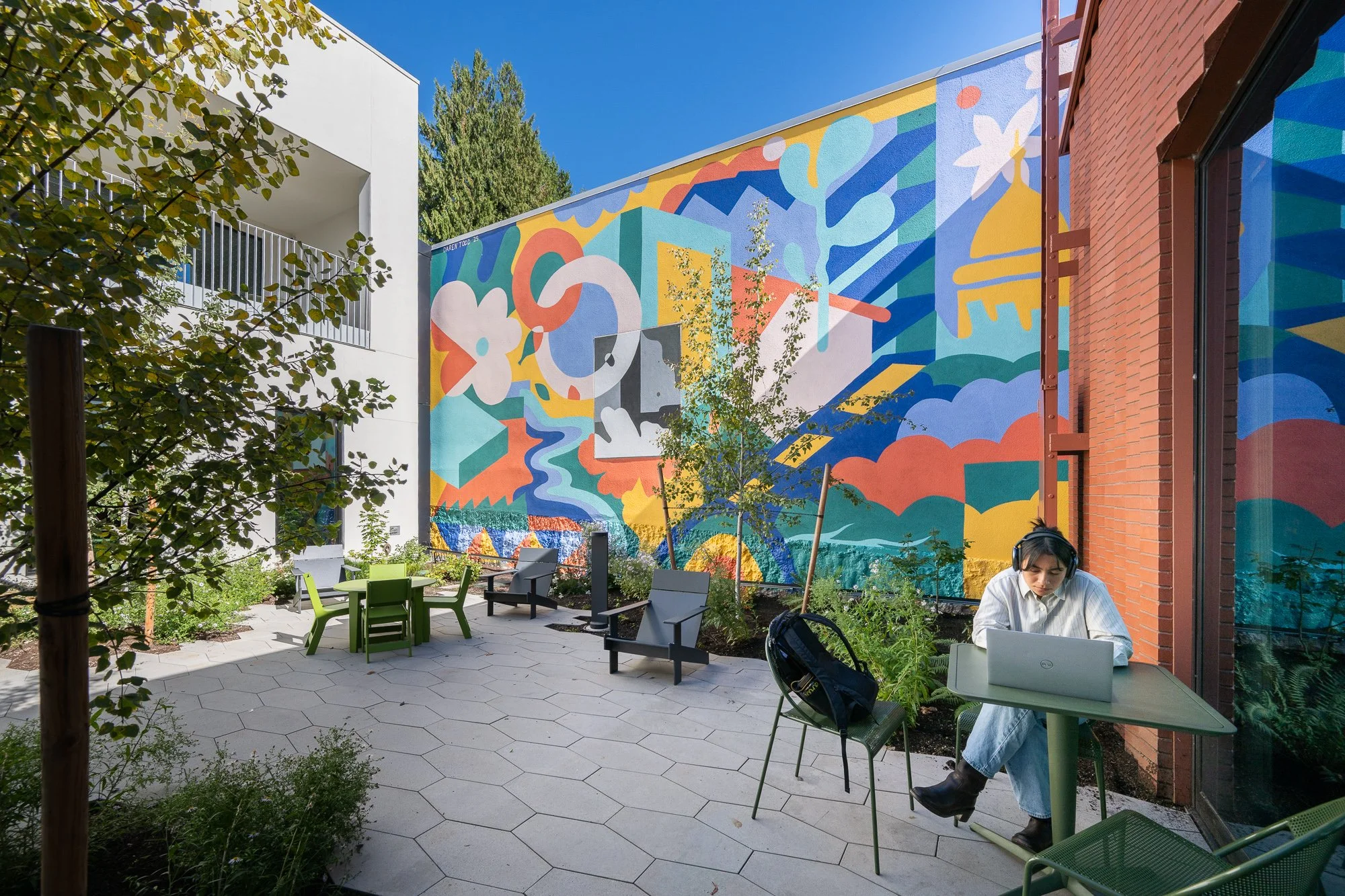 RACC-Albina-Mural-DZ2_6259-web.jpg