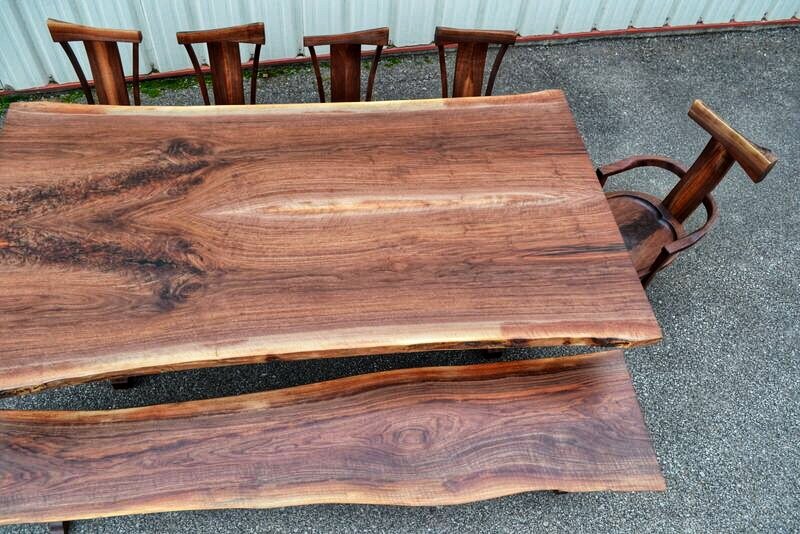 17-Arvay Table and Chairs 017.jpeg