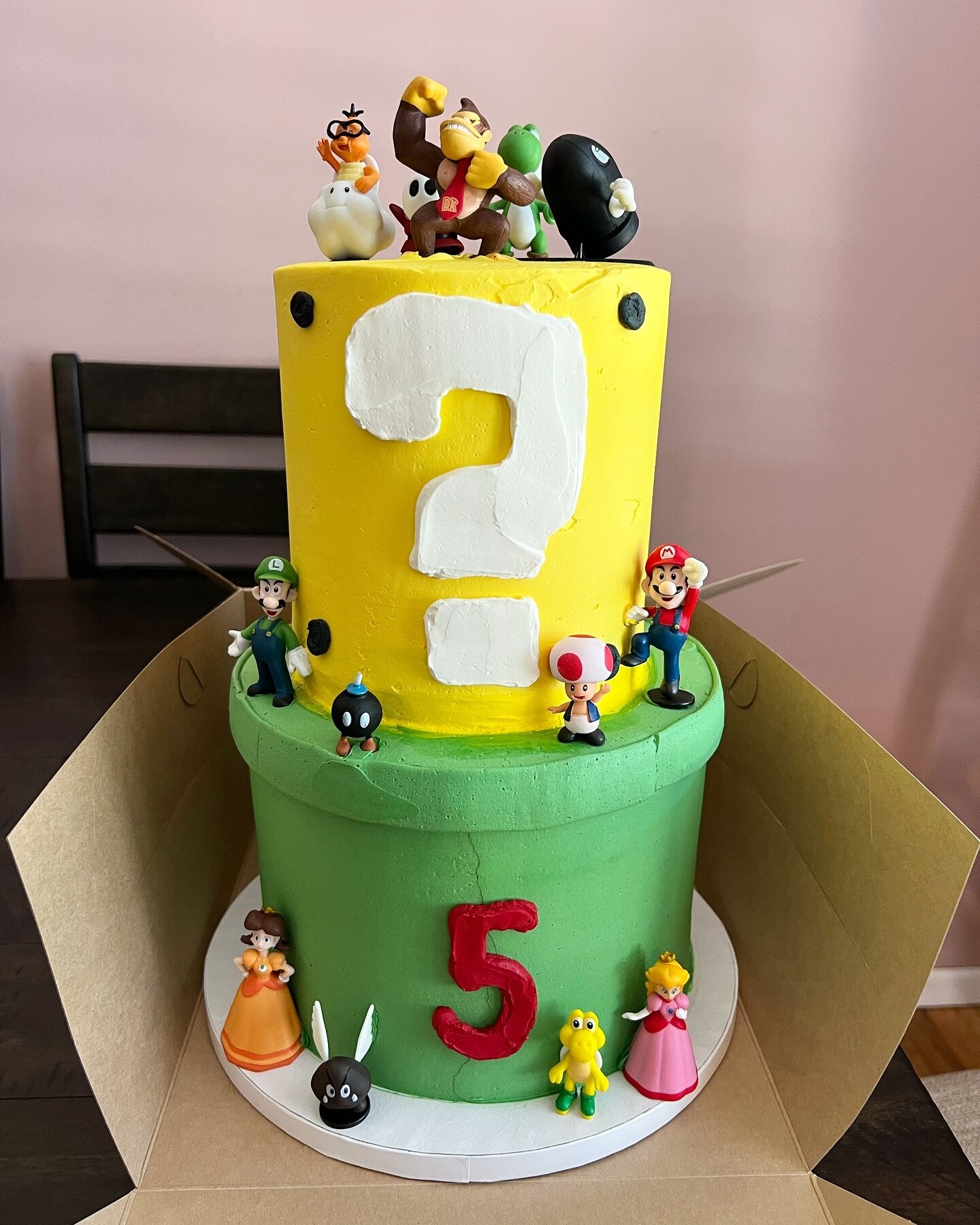 Super Mario Bros and all their friends and foes to celebrate a 5th birthday!
.
.
.
.
.
#supermariobros #supermariobrothers #cake #cakedecorating #cakedesign #cakes #cakesofinstagram #cakestagram #cakesofig #cakesdaily #cakesofinsta #cakesgram #butter