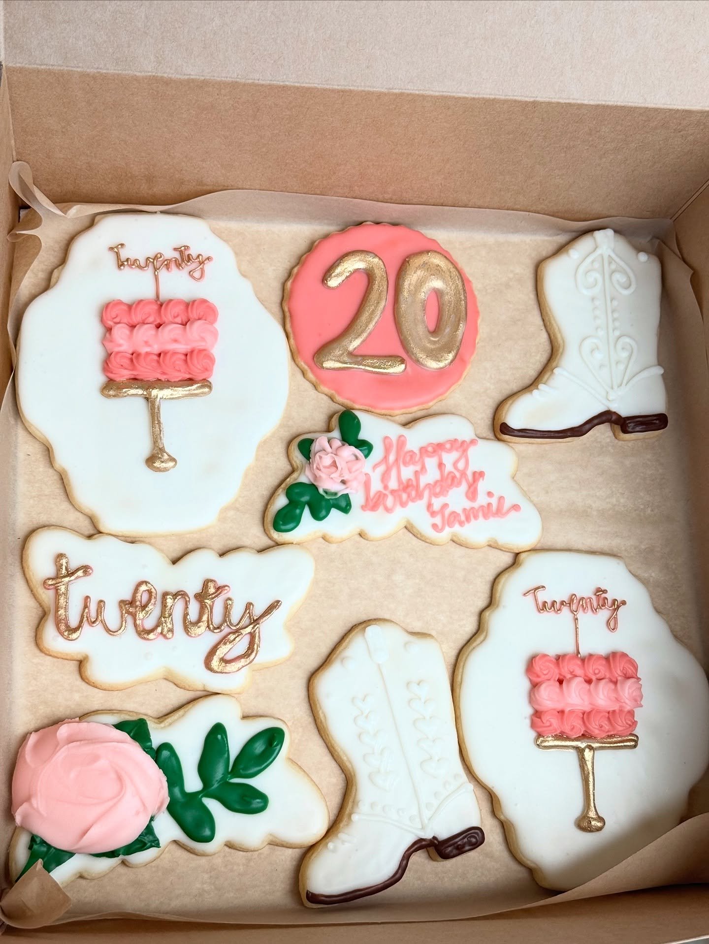 Twenty
.
.
.
.
.
#20 #20thbirthday #happybirthday #sugarcookiedecorator #sugarcookiesdecorating #sugarcookiesofinstagram #sugarcookie #sugarcookies #cookies #cookie #cookiestagram #supportlocal #supportsmallbusiness #elsegundo #madewithlove❤️mumm