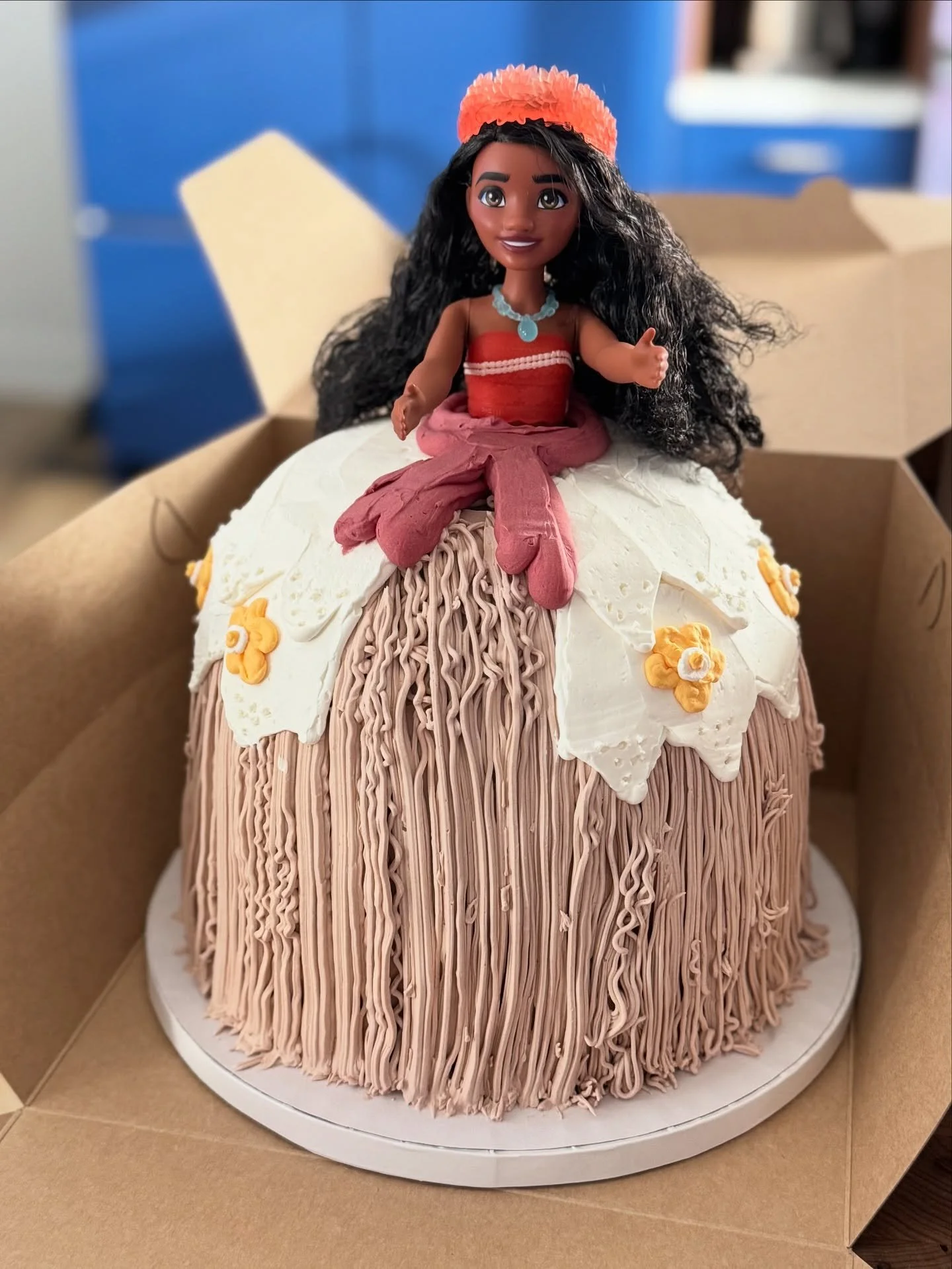 Moana Monday
.
.
.
.
.
#moana #moanaparty #moanacake #moanabirthdayparty #dollcake #dollcakes #cake #cakes #cakesofinstagram #cakestagram #cakesofinsta #cakesofig #cakeideas #cakedecoration #buttercream #buttercreamcake #buttercreamcakedesign #butter