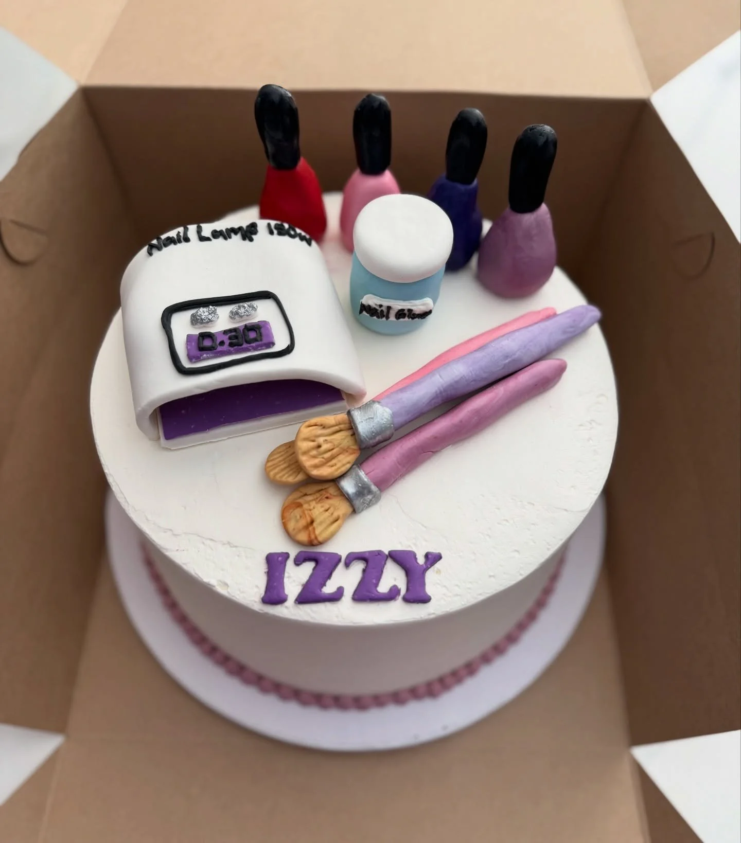 Izzy&rsquo;s 12th birthday cake 💅🏻
.
.
.
.
.
#nail #nails #nailsofinstagram #nailstagram #nails💅 #cake #cakes #cakesofinstagram #cakestagram #cakesofinsta #cakesofig #cakeideas #cakedecorating #cakedecoration #cakedesign #cakeofinstagram #cakesdai